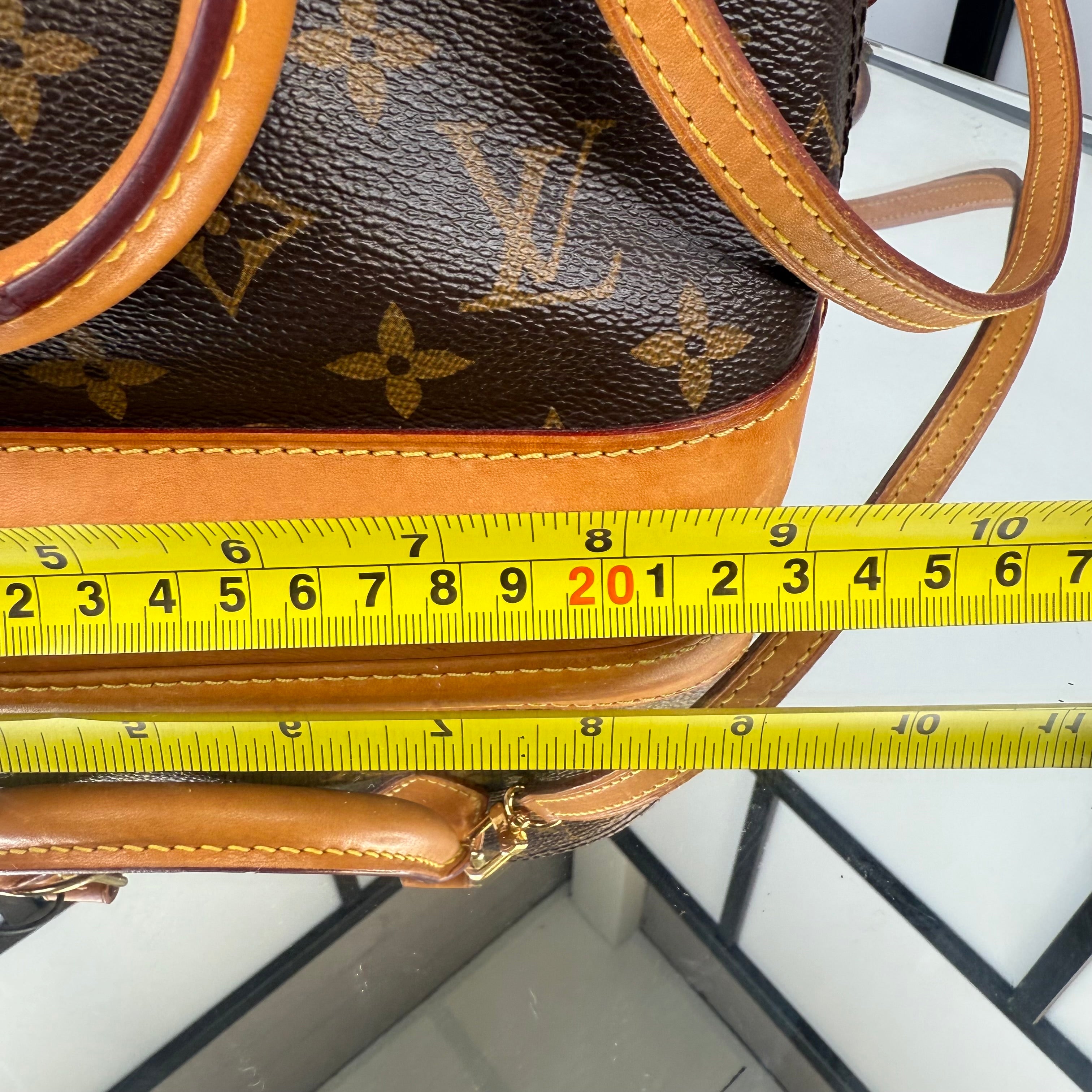 Louis Vuitton Monogram Alma BB