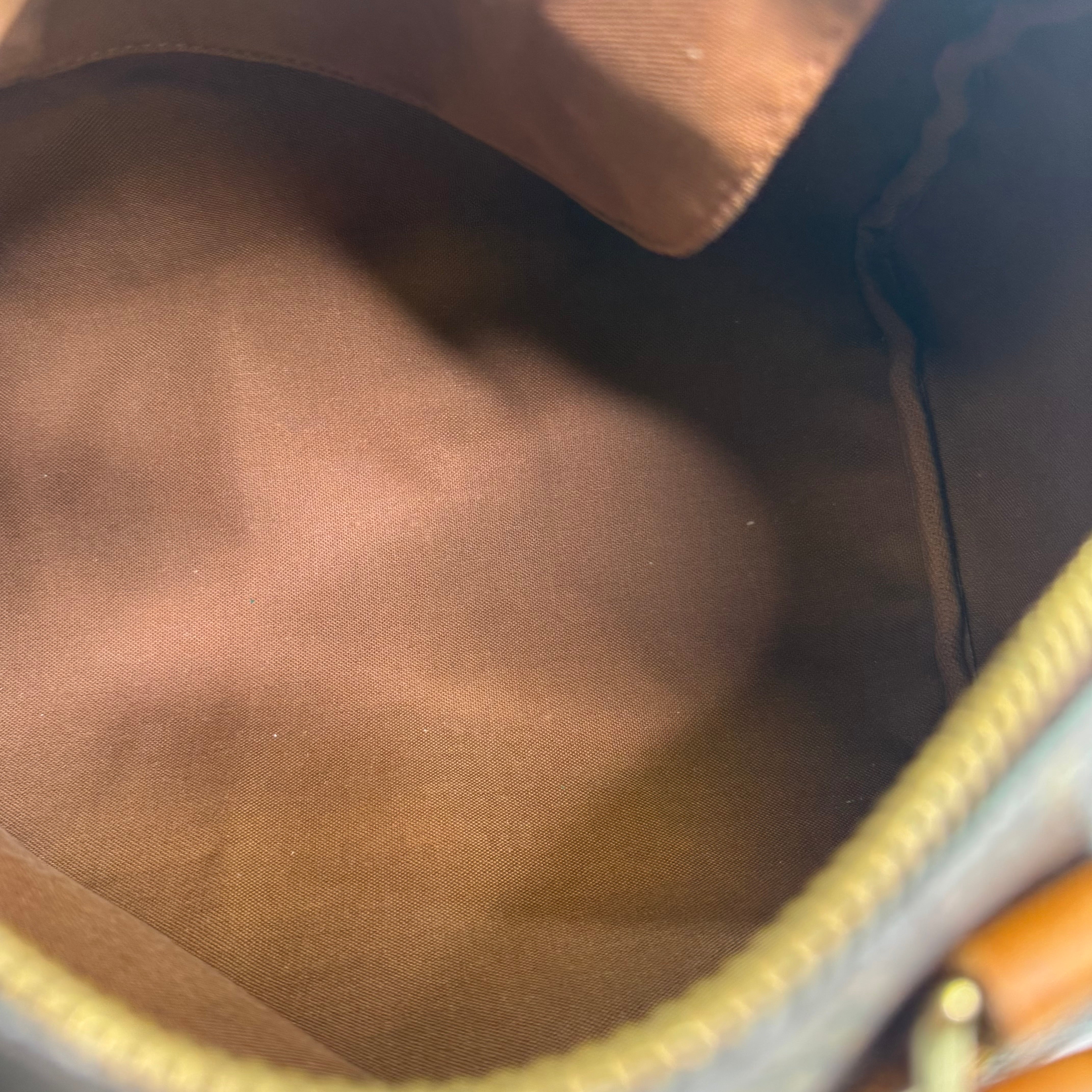 Louis Vuitton Monogram Speedy 30