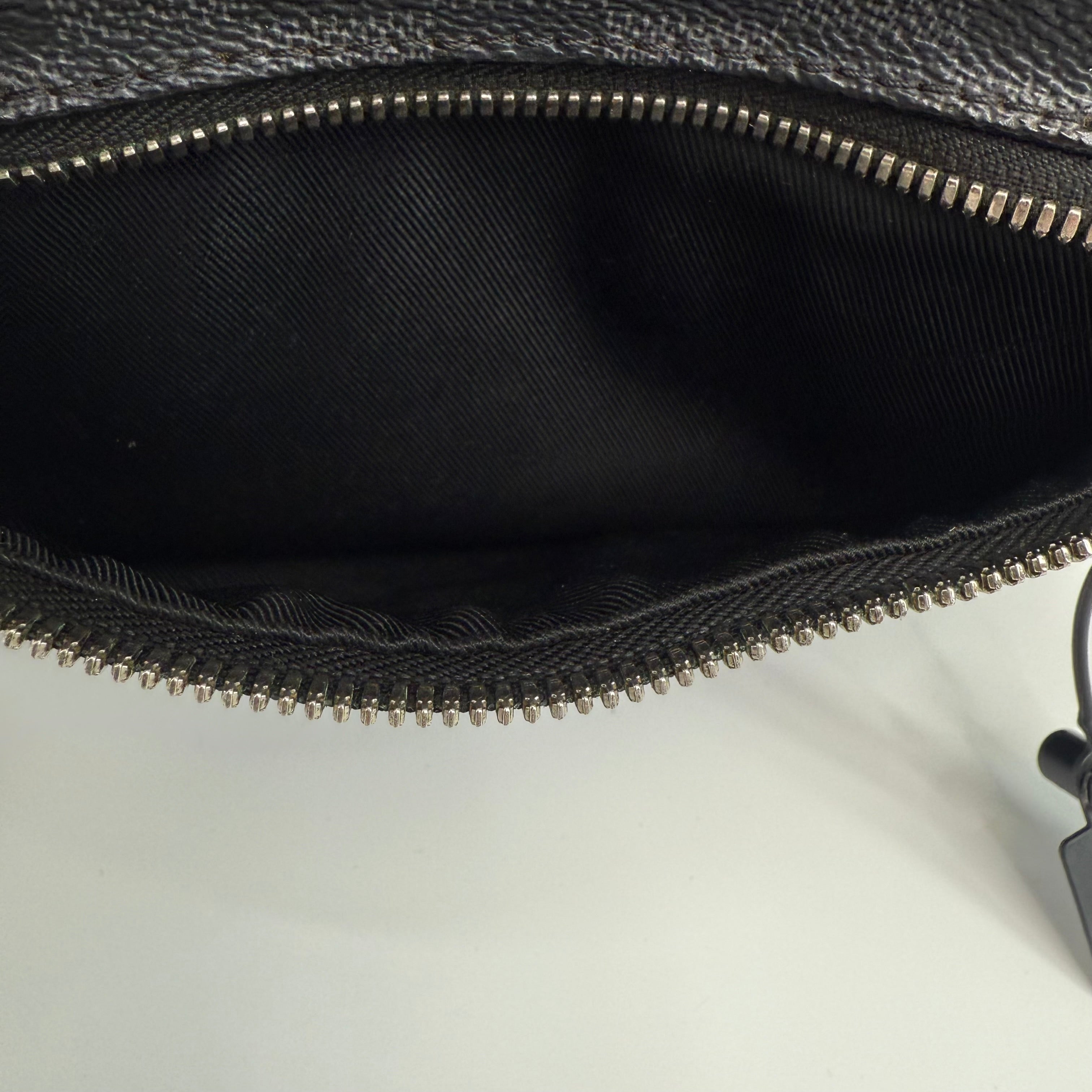 Louis Vuitton Damier Graphite Kasai Clutch Bag