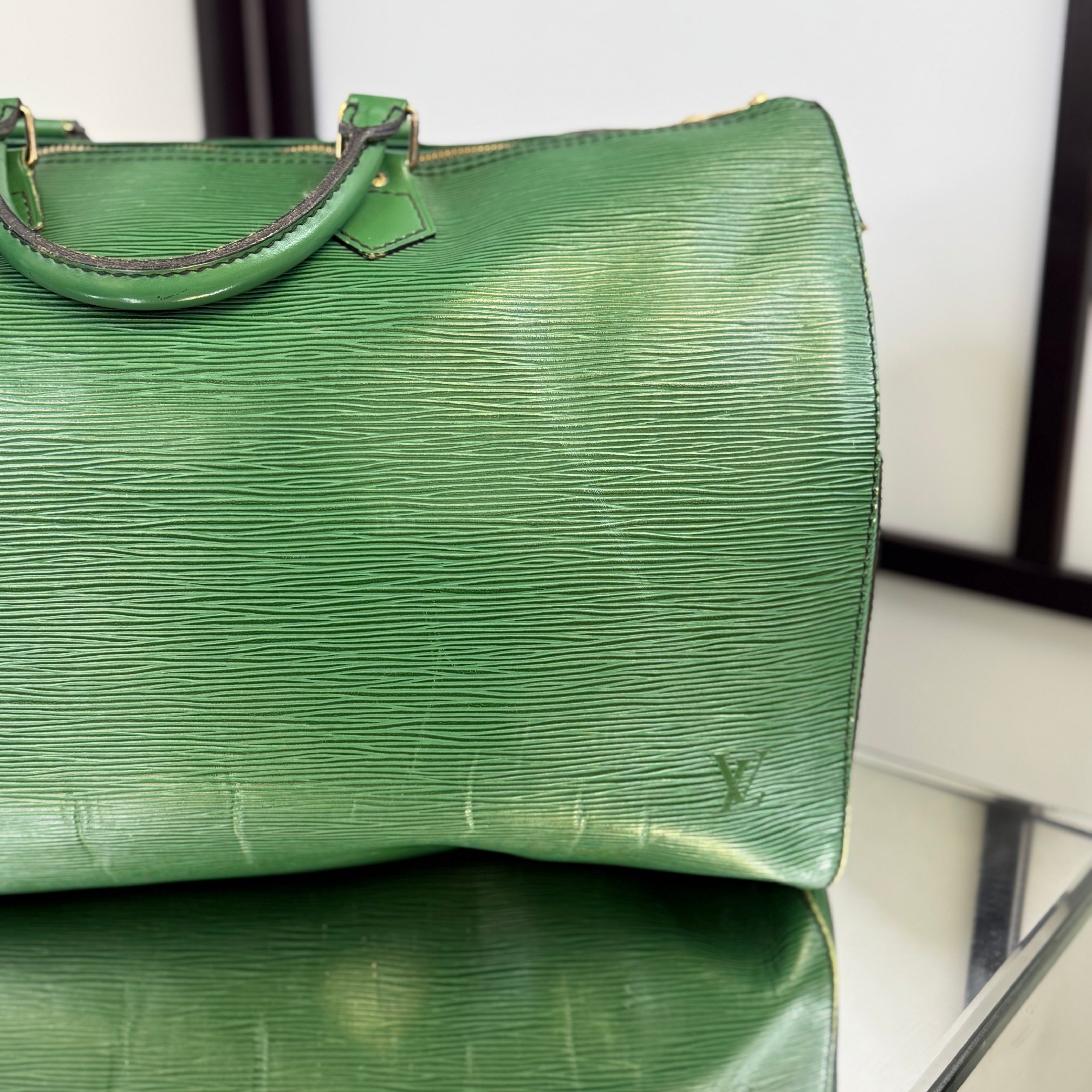 Louis Vuitton Epi Green Speedy 40