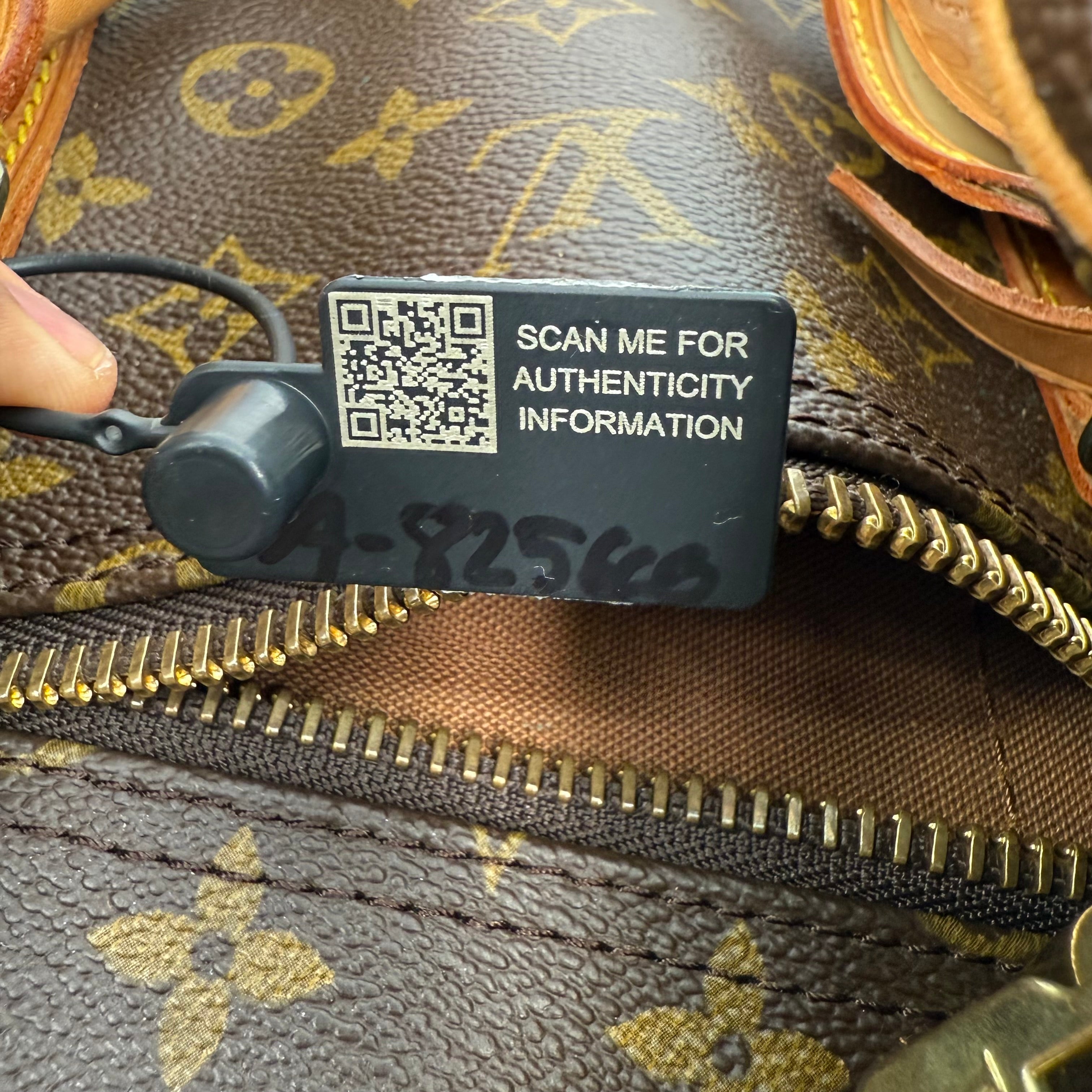Louis Vuitton Monogram Keepall 60 With Strap