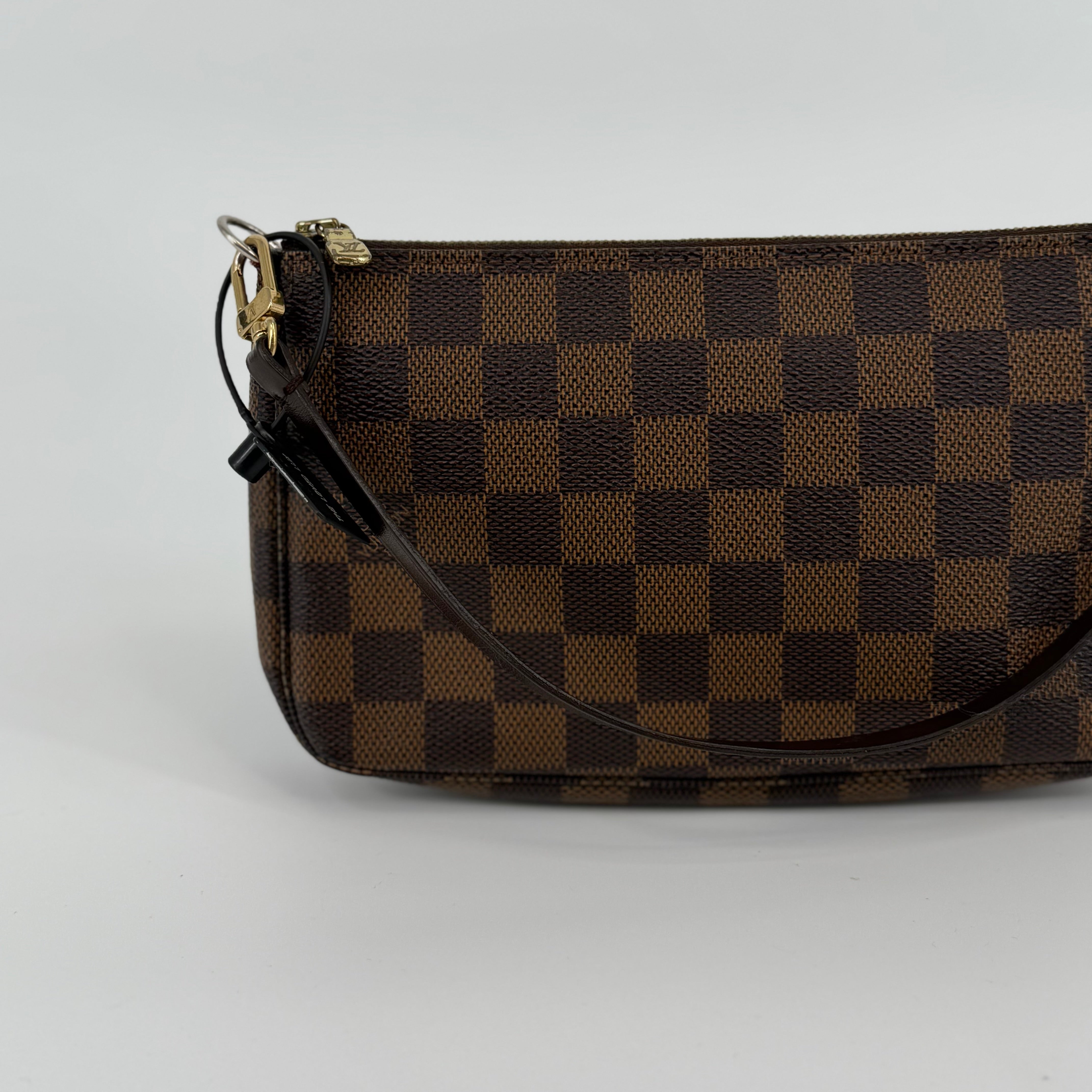 Louis Vuitton Damier Ebene Pochette 20