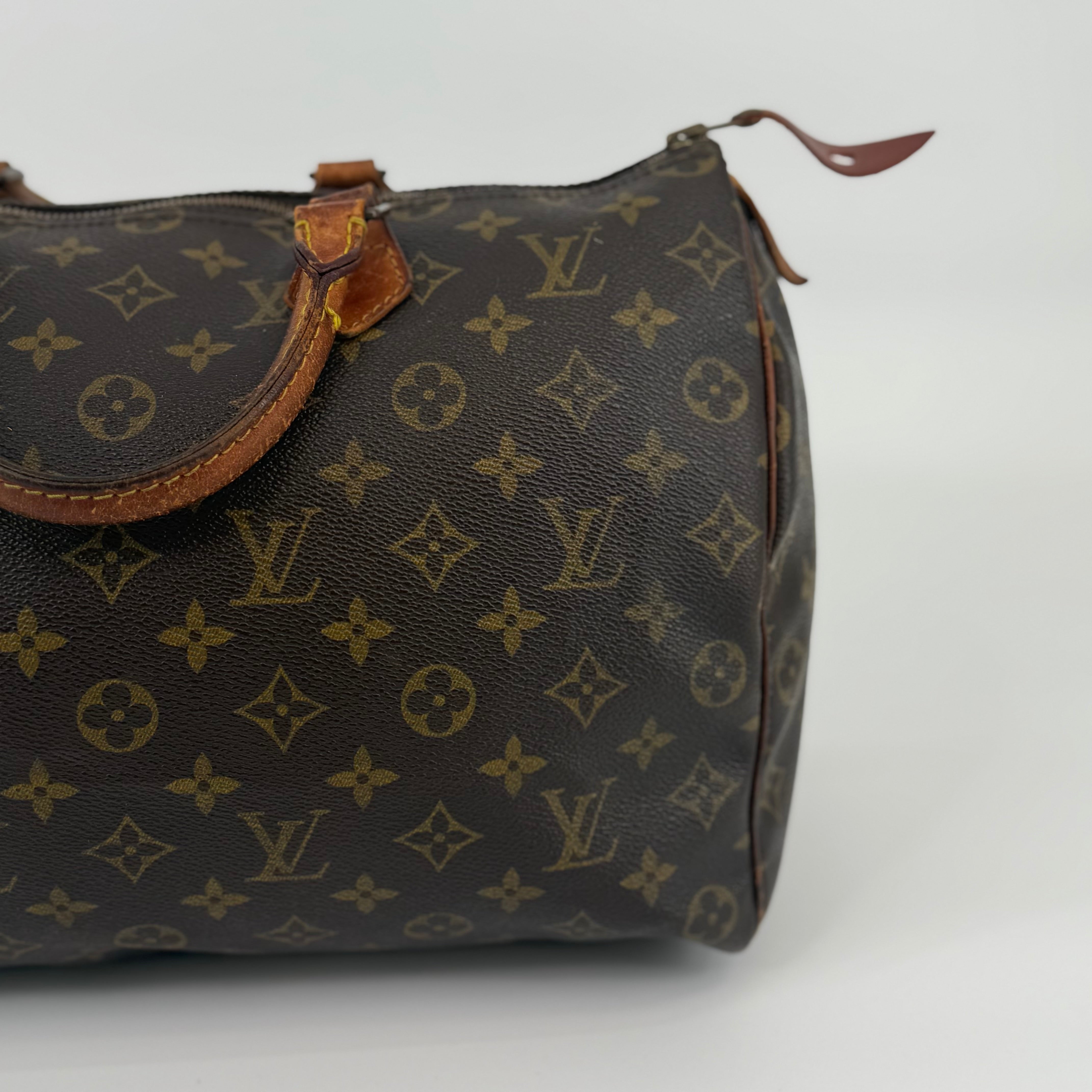 Louis Vuitton Monogram Speedy 35