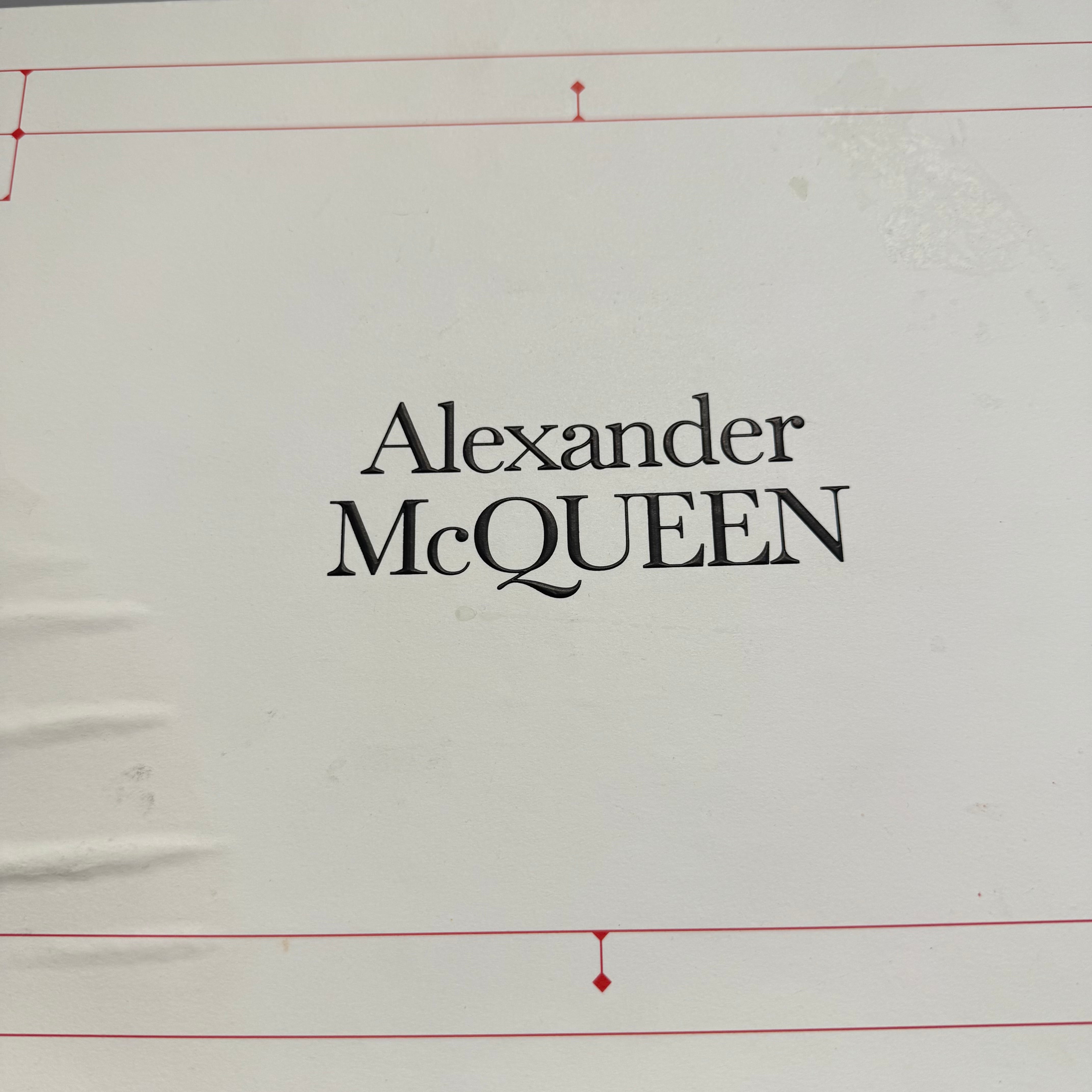 Alexander McQueen Sneakers. Triple White. Size 44eu