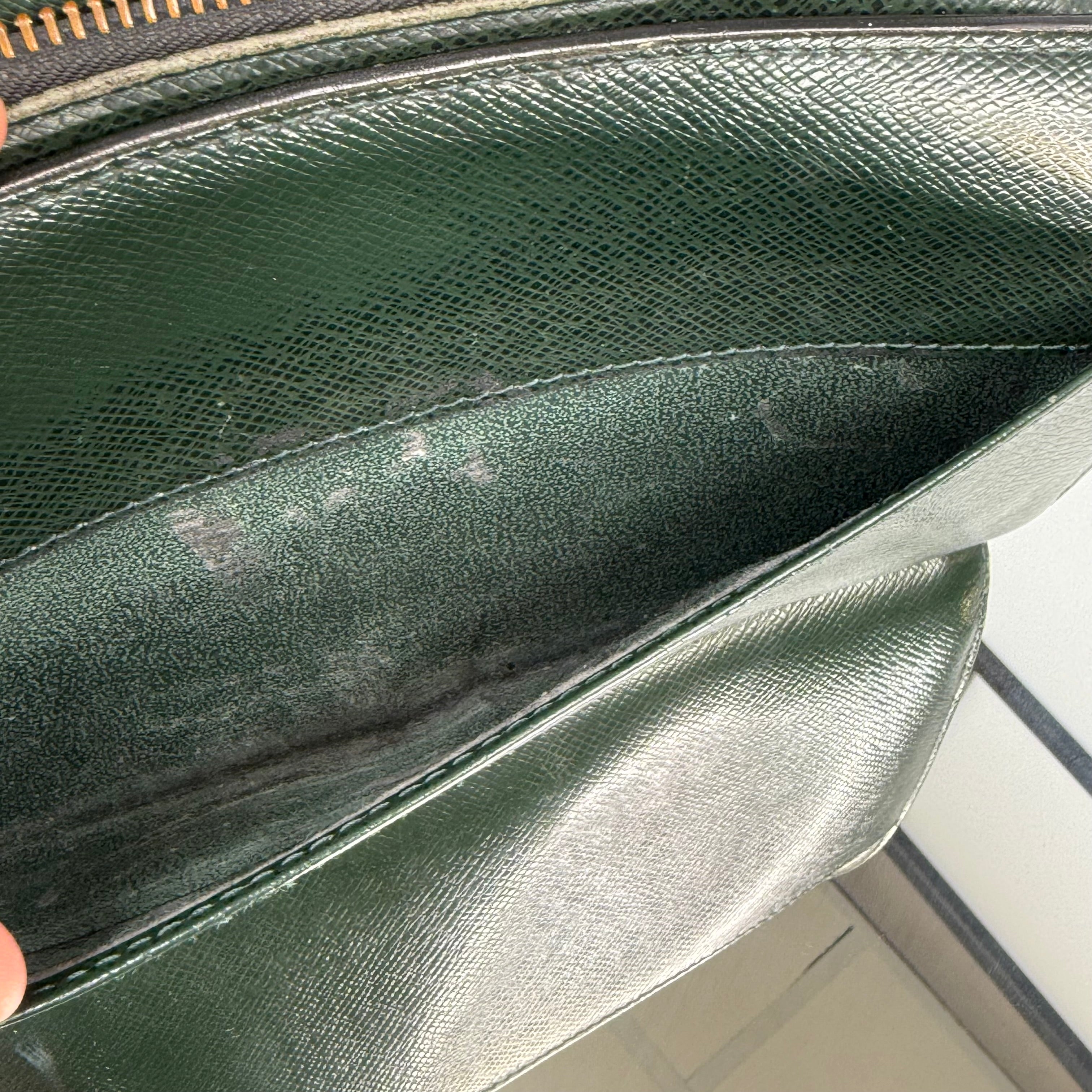 Louis Vuitton Green Taiga Wash Bag