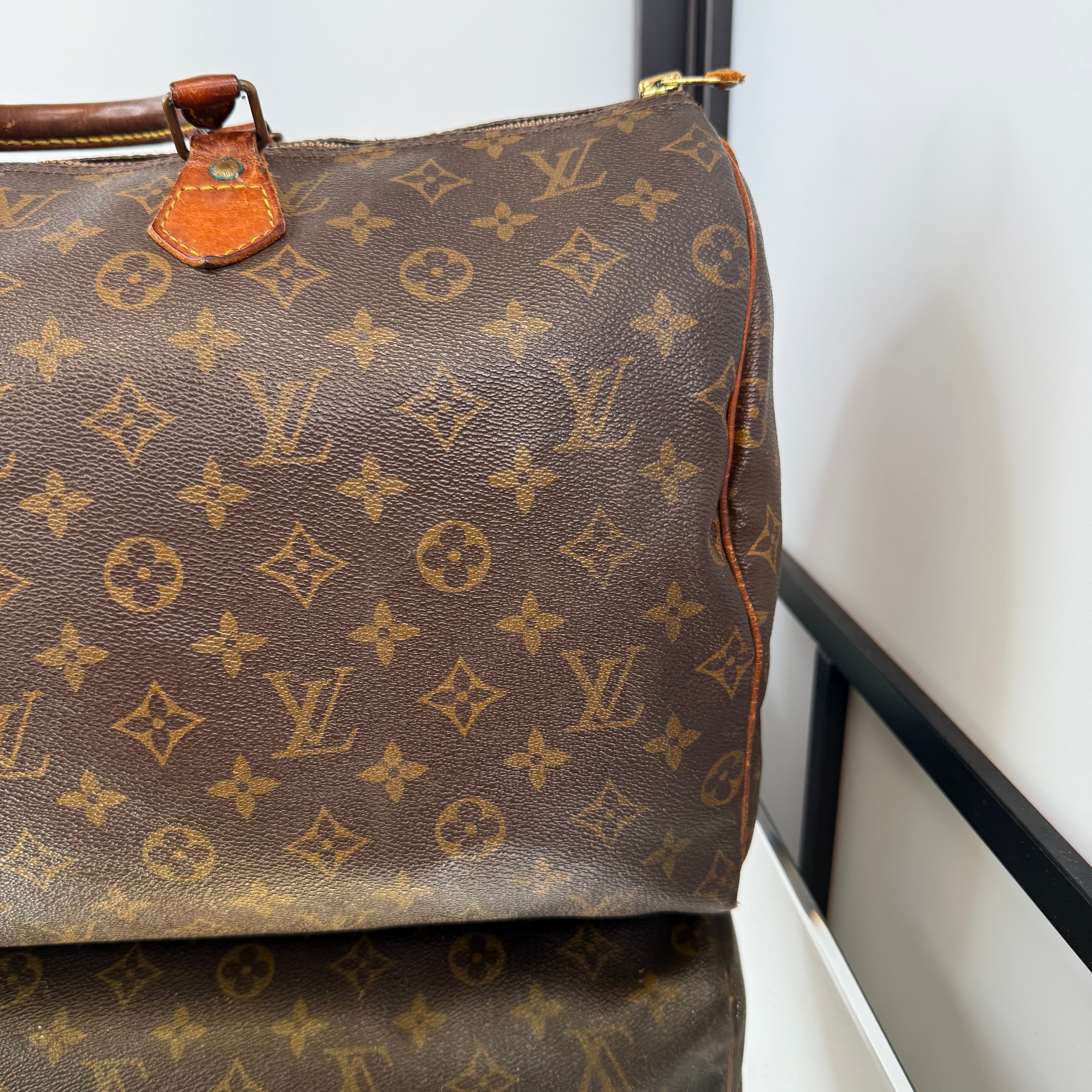 Louis Vuitton Monogram Speedy 40