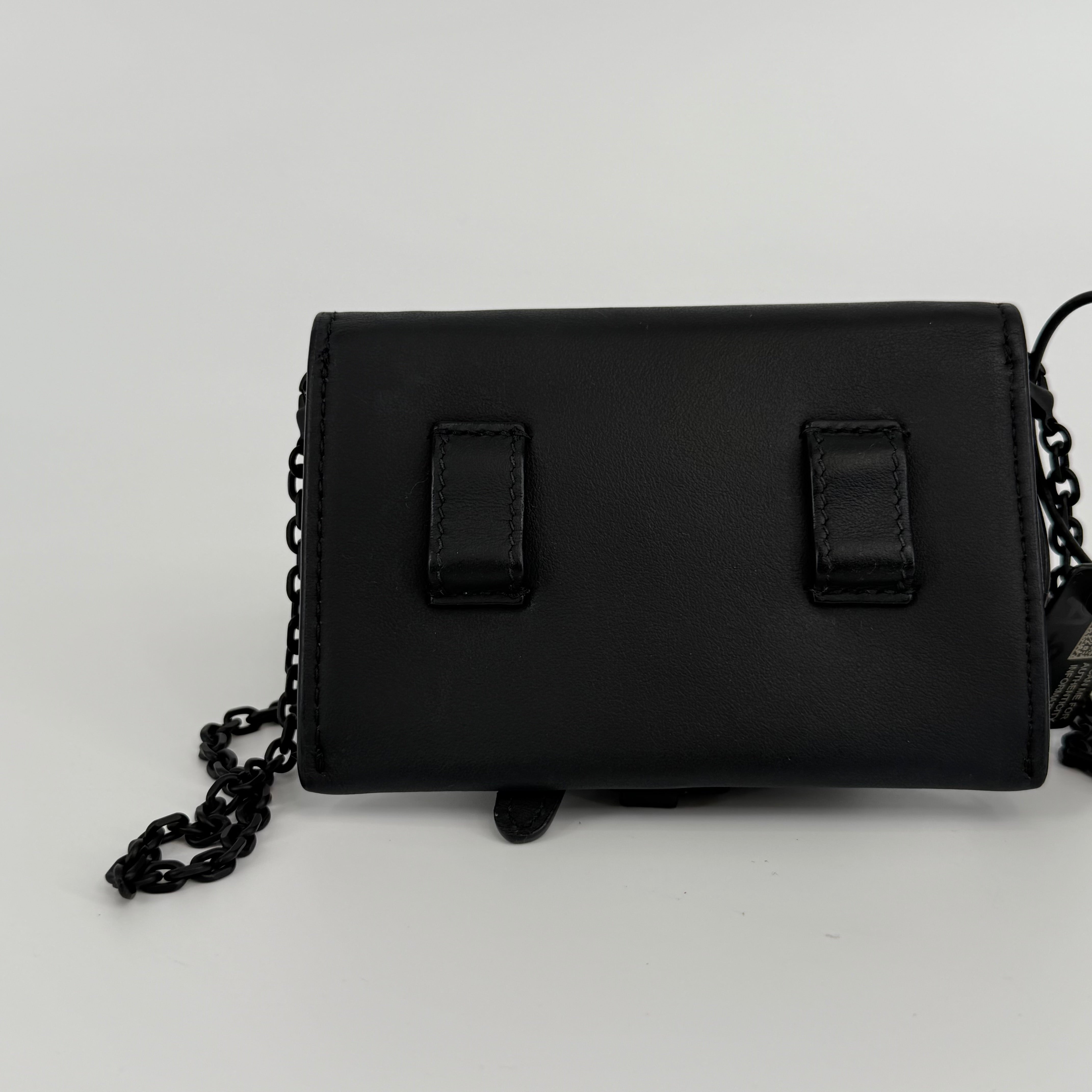 DIOR Black Saddle Wallet On Chain