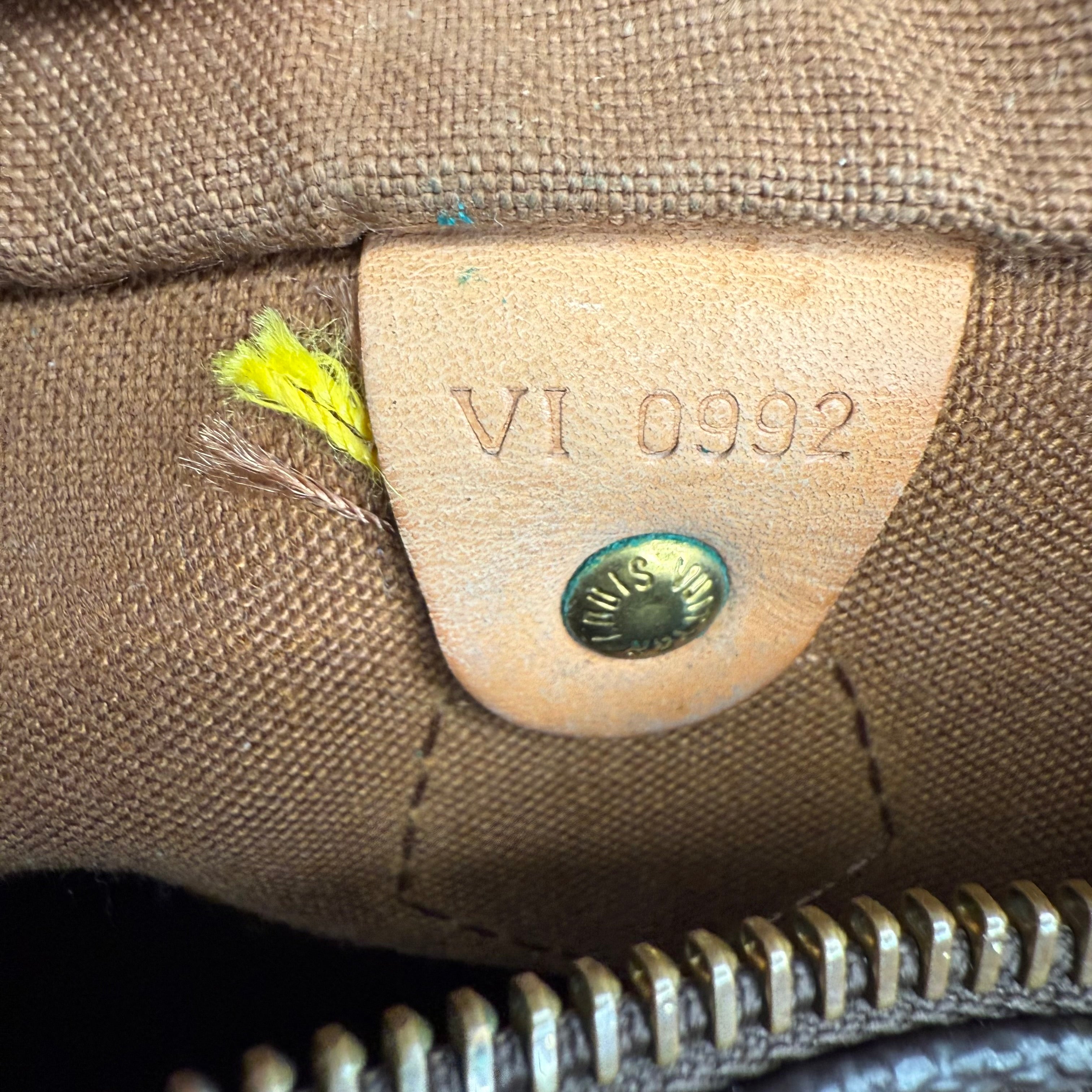 Louis Vuitton Monogram Speedy 30