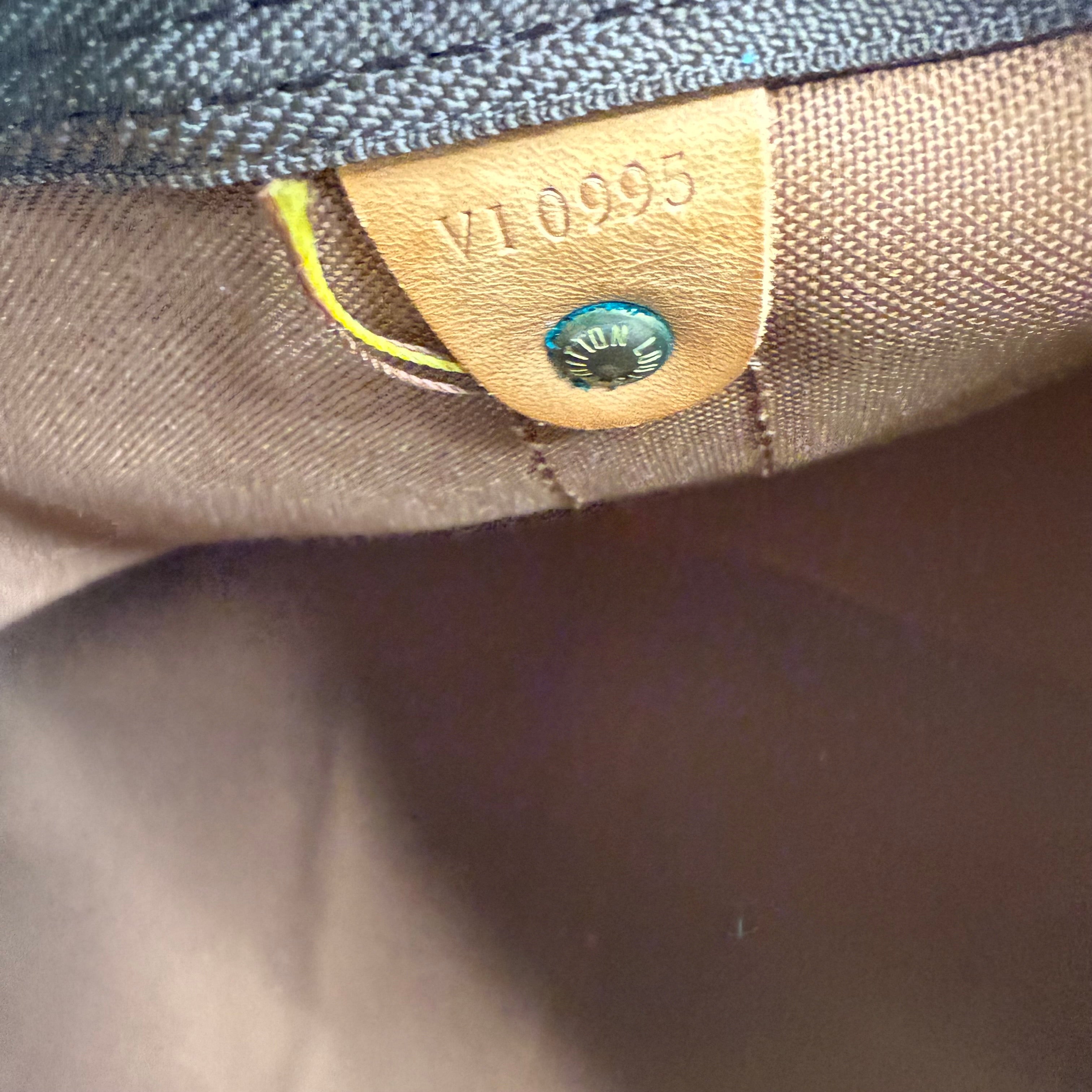 Louis Vuitton Monogram Keepall 60 With Strap