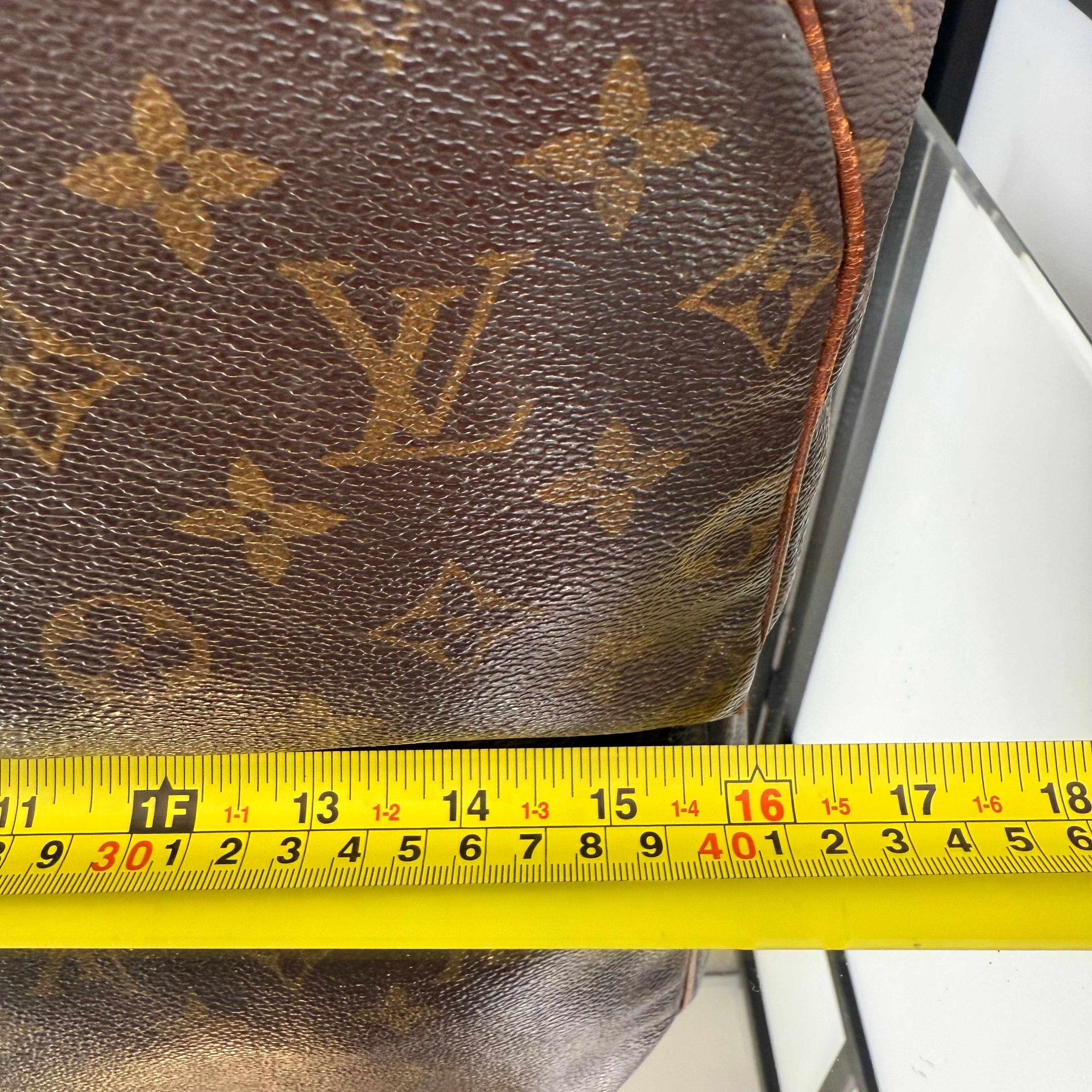 Louis Vuitton Monogram Speedy 40