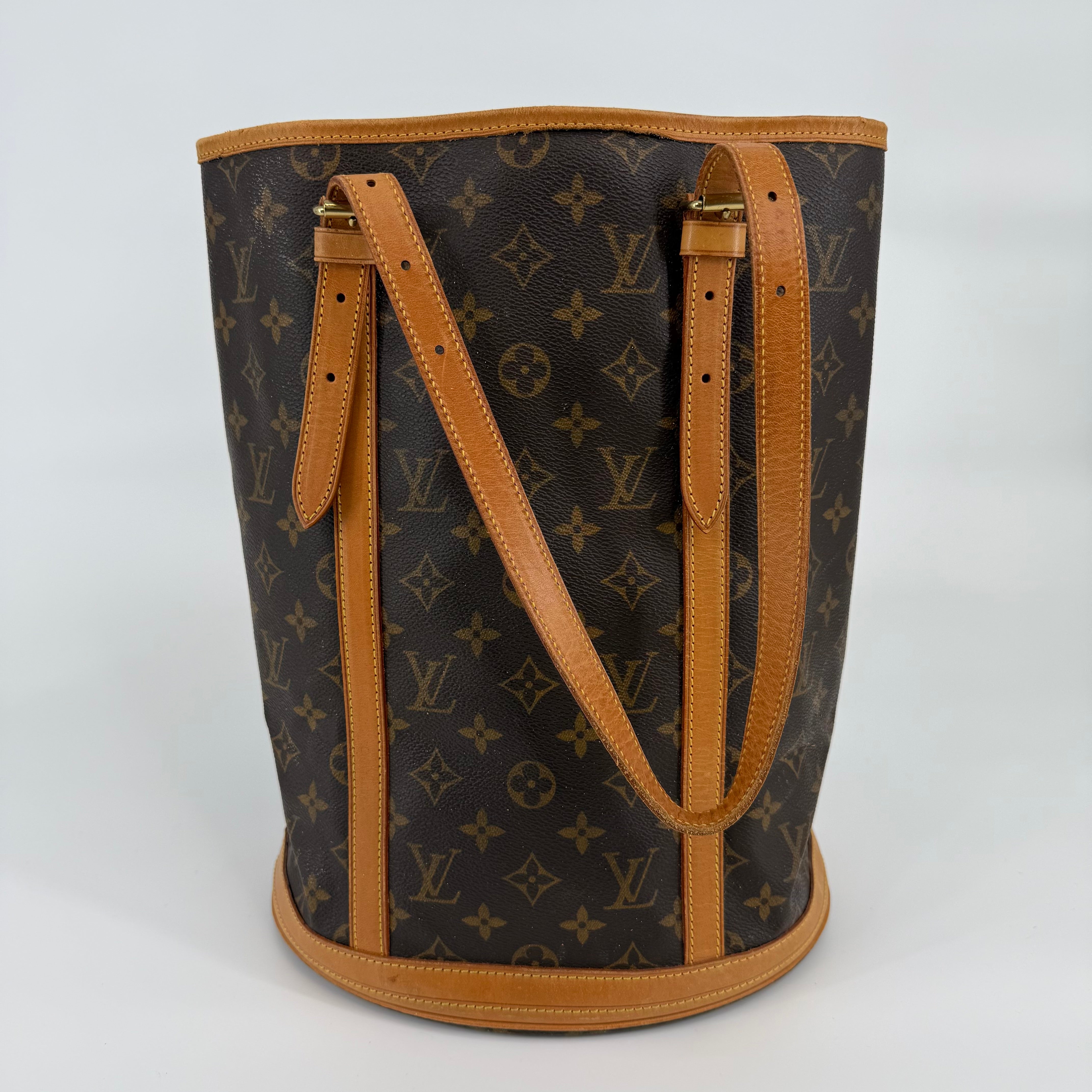Louis Vuitton Monogram Bucket Bag GM