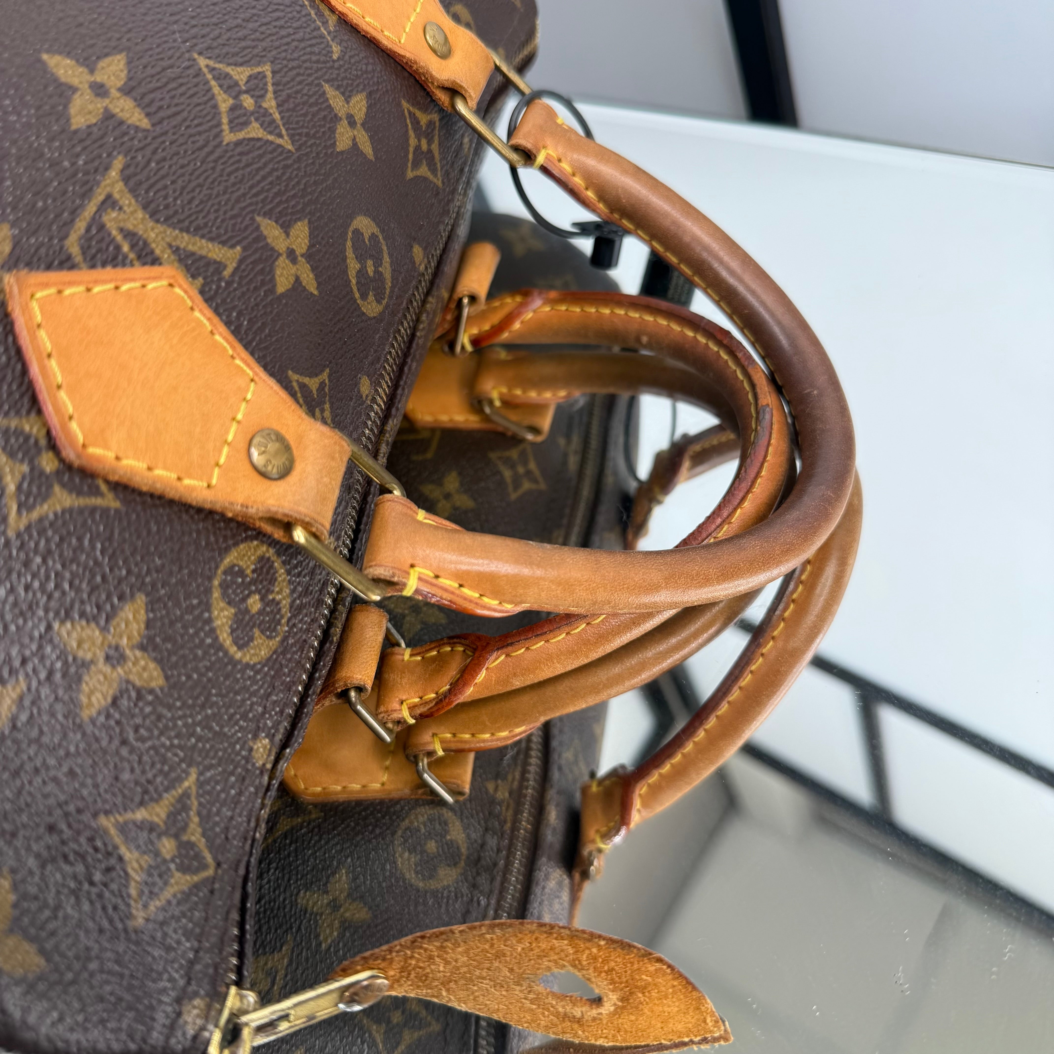 Louis Vuitton Monogram Speedy 30