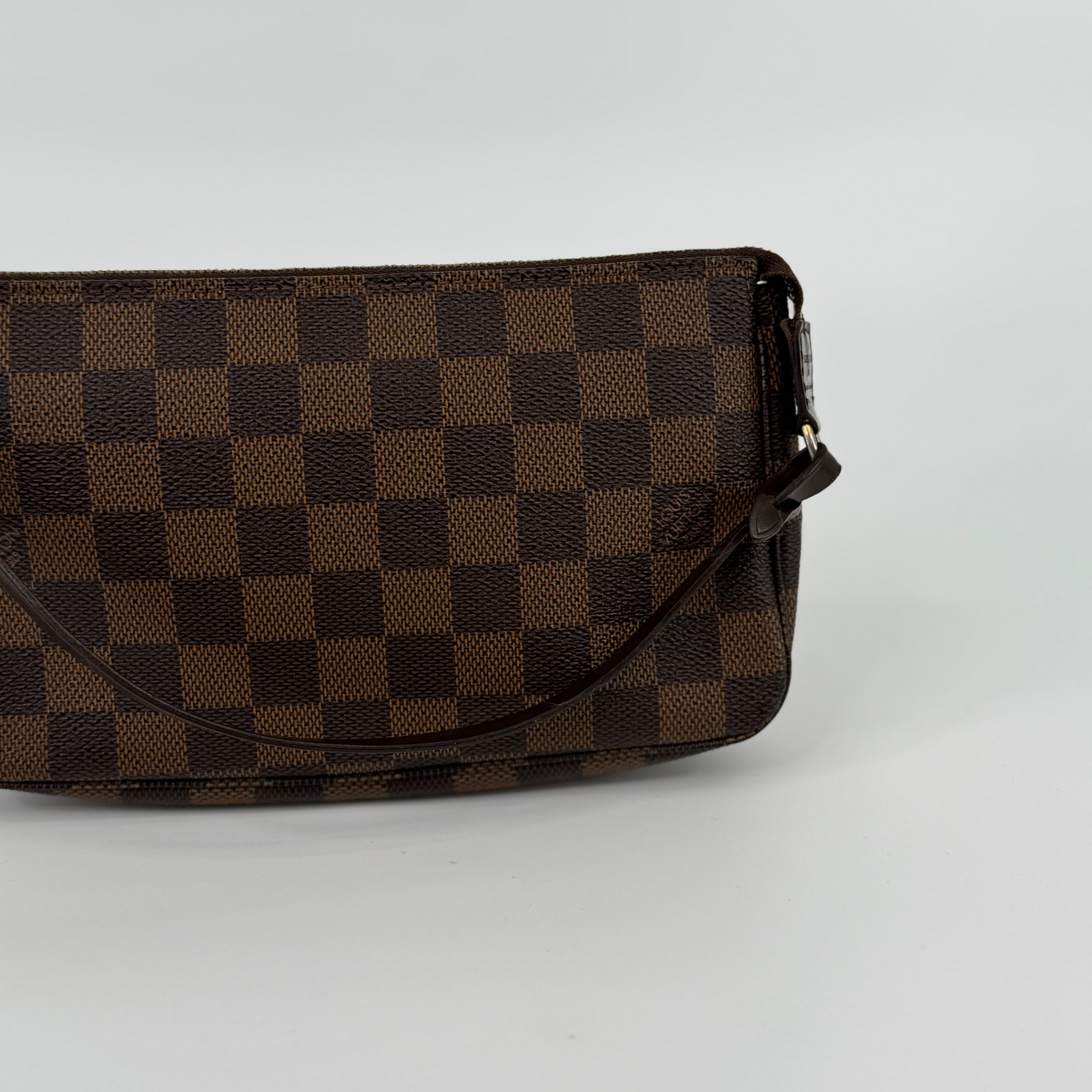 Louis Vuitton Damier Ebene Pochette 20