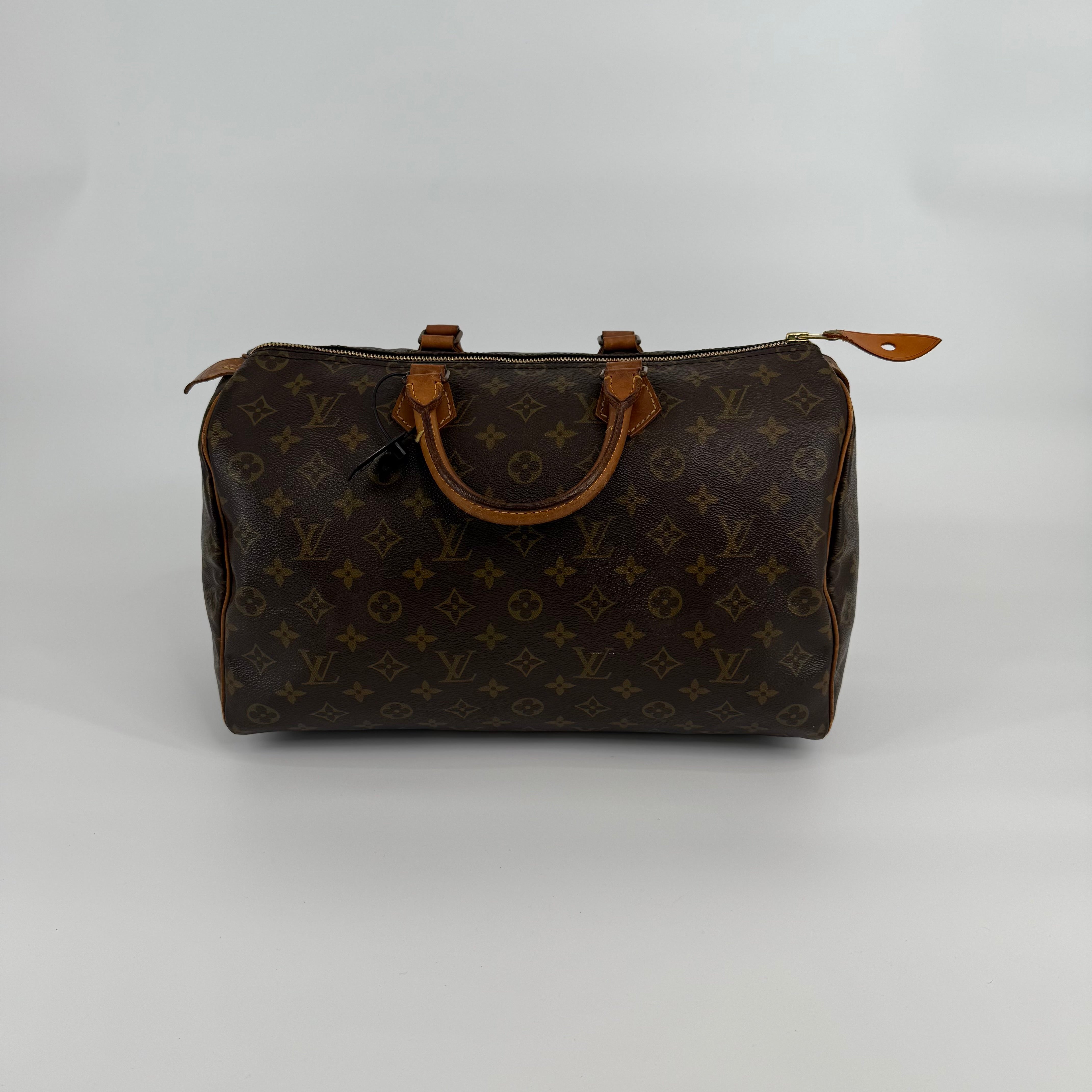 Louis Vuitton Monogram Speedy 35