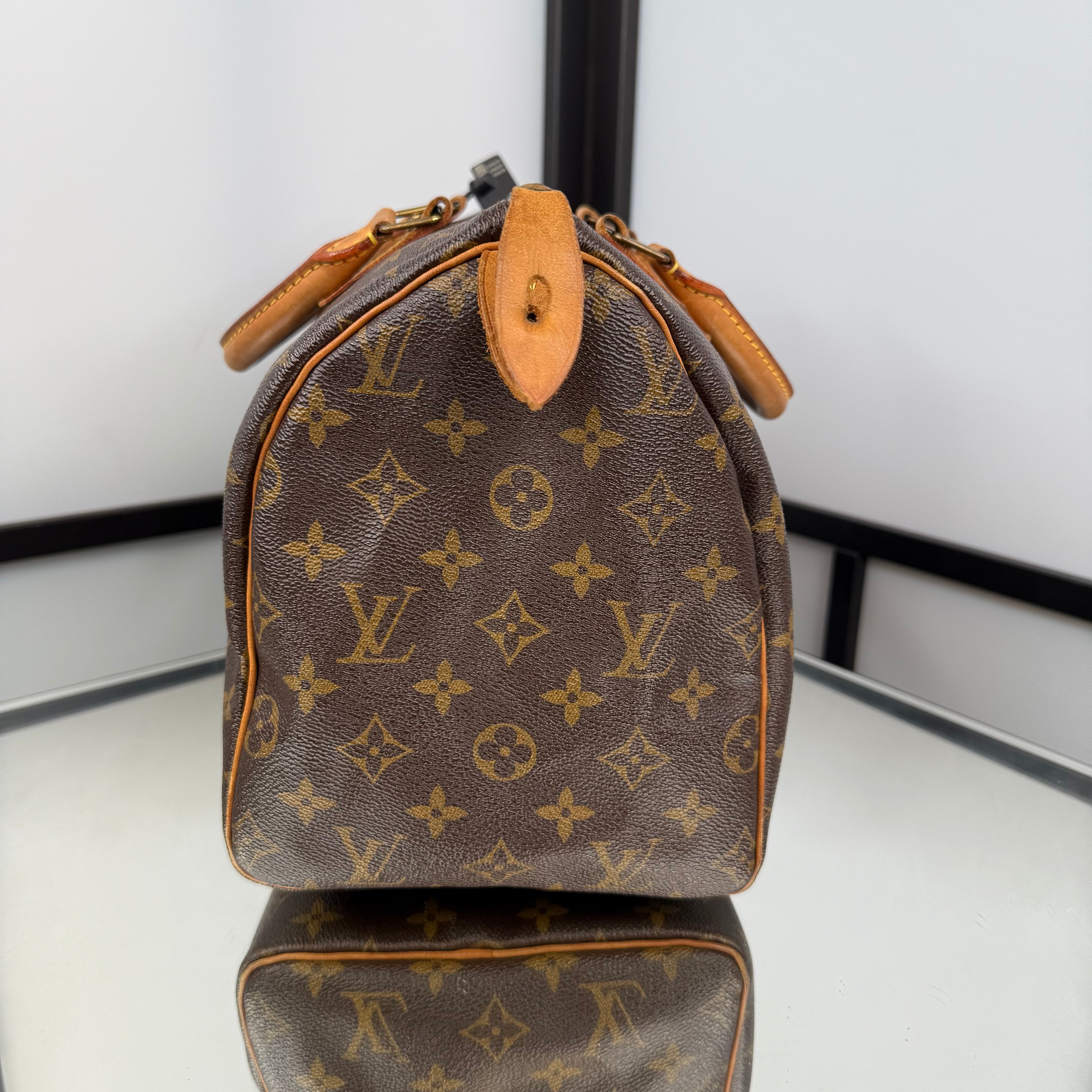 Louis Vuitton Monogram Speedy 30