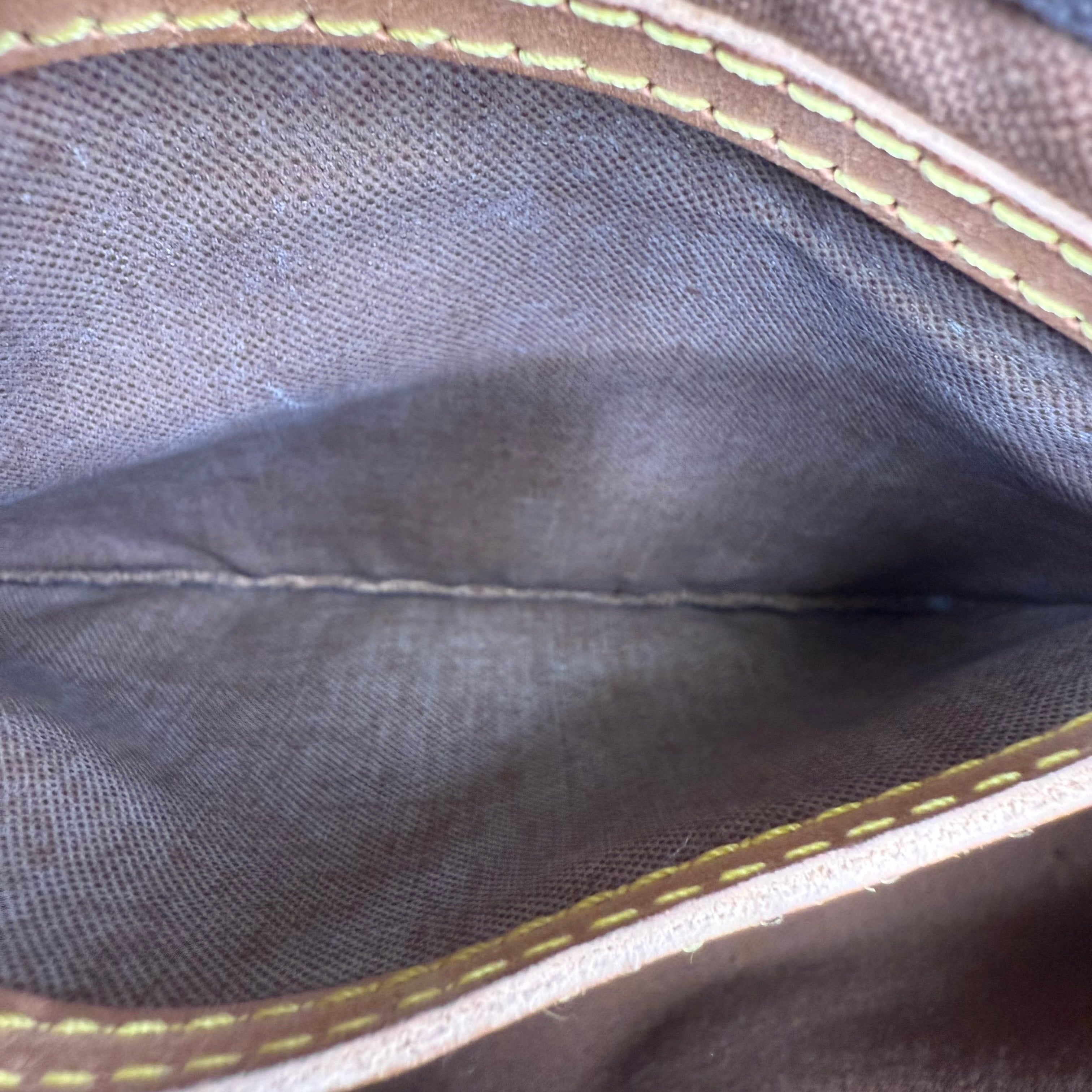 Louis Vuitton Monogram Speedy 30