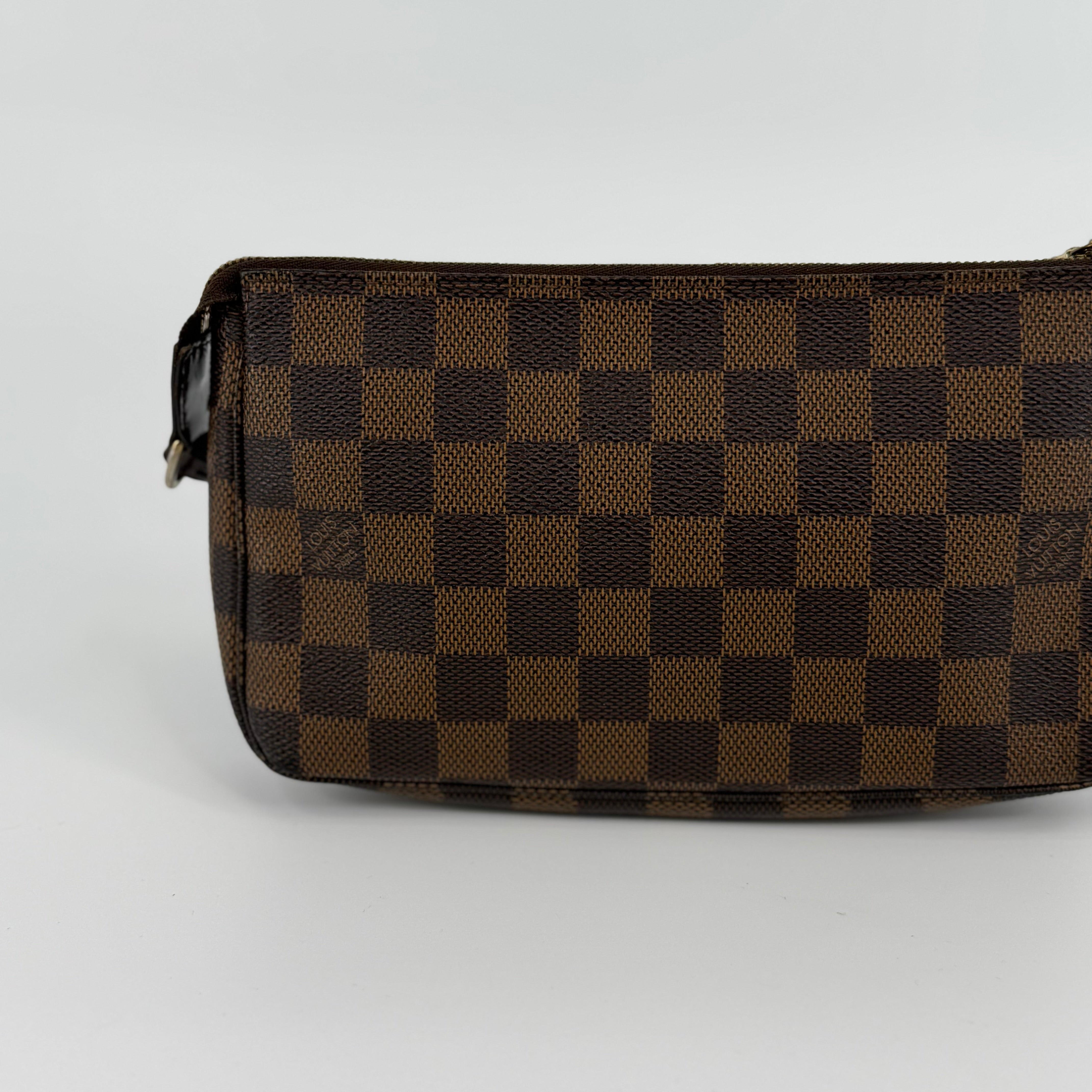 Louis Vuitton Damier Ebene Pochette 20