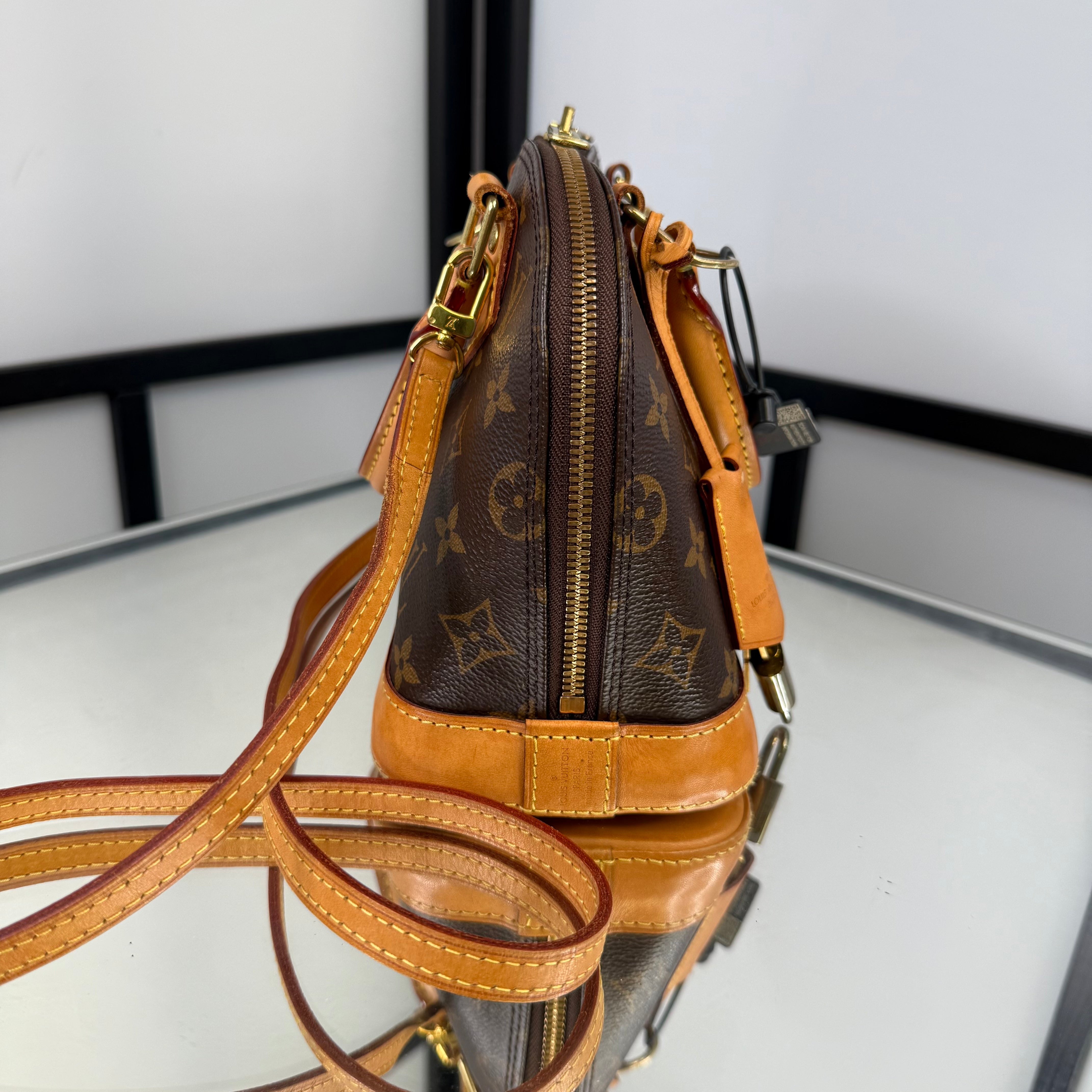 Louis Vuitton Monogram Alma BB With Box
