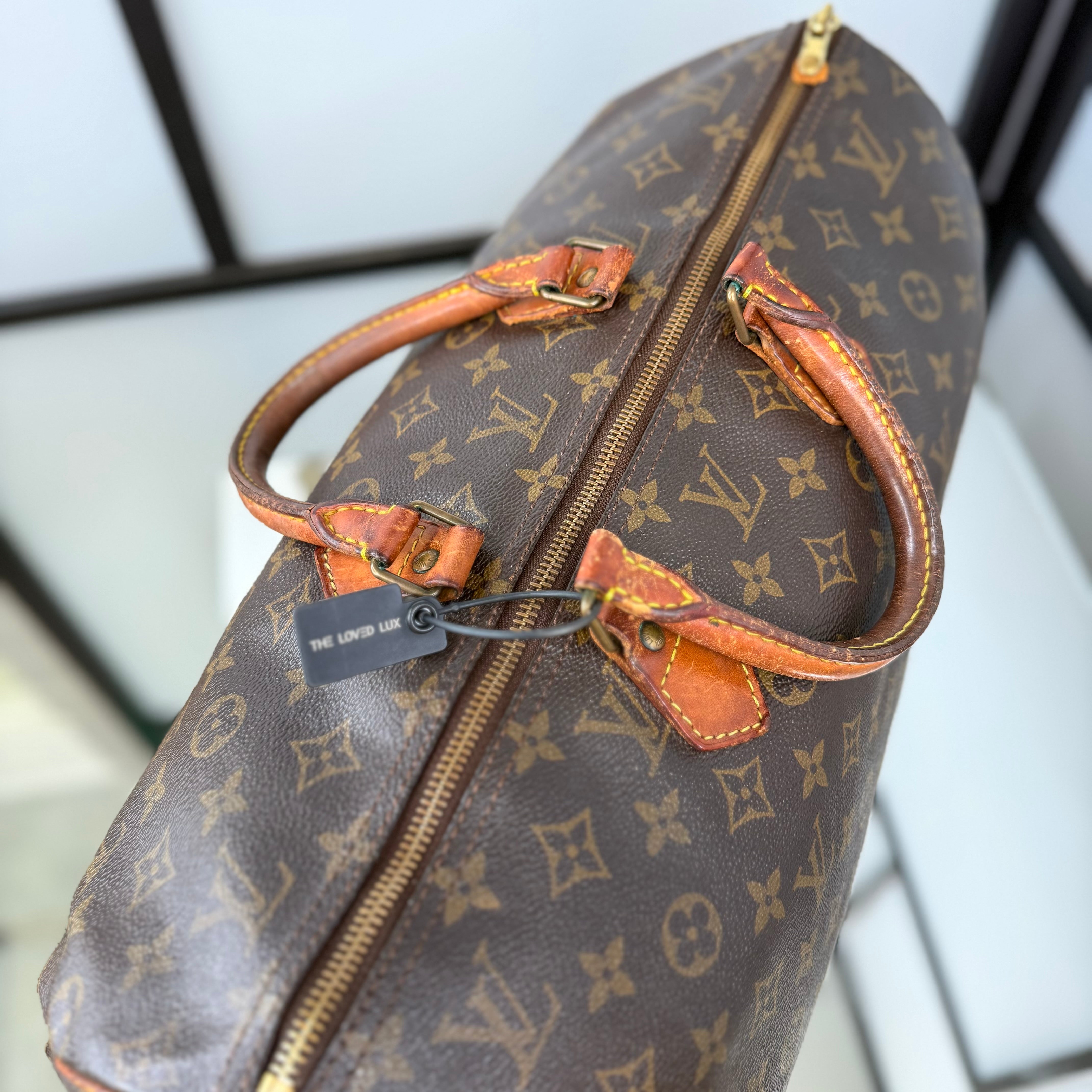 Louis Vuitton Monogram Speedy 40