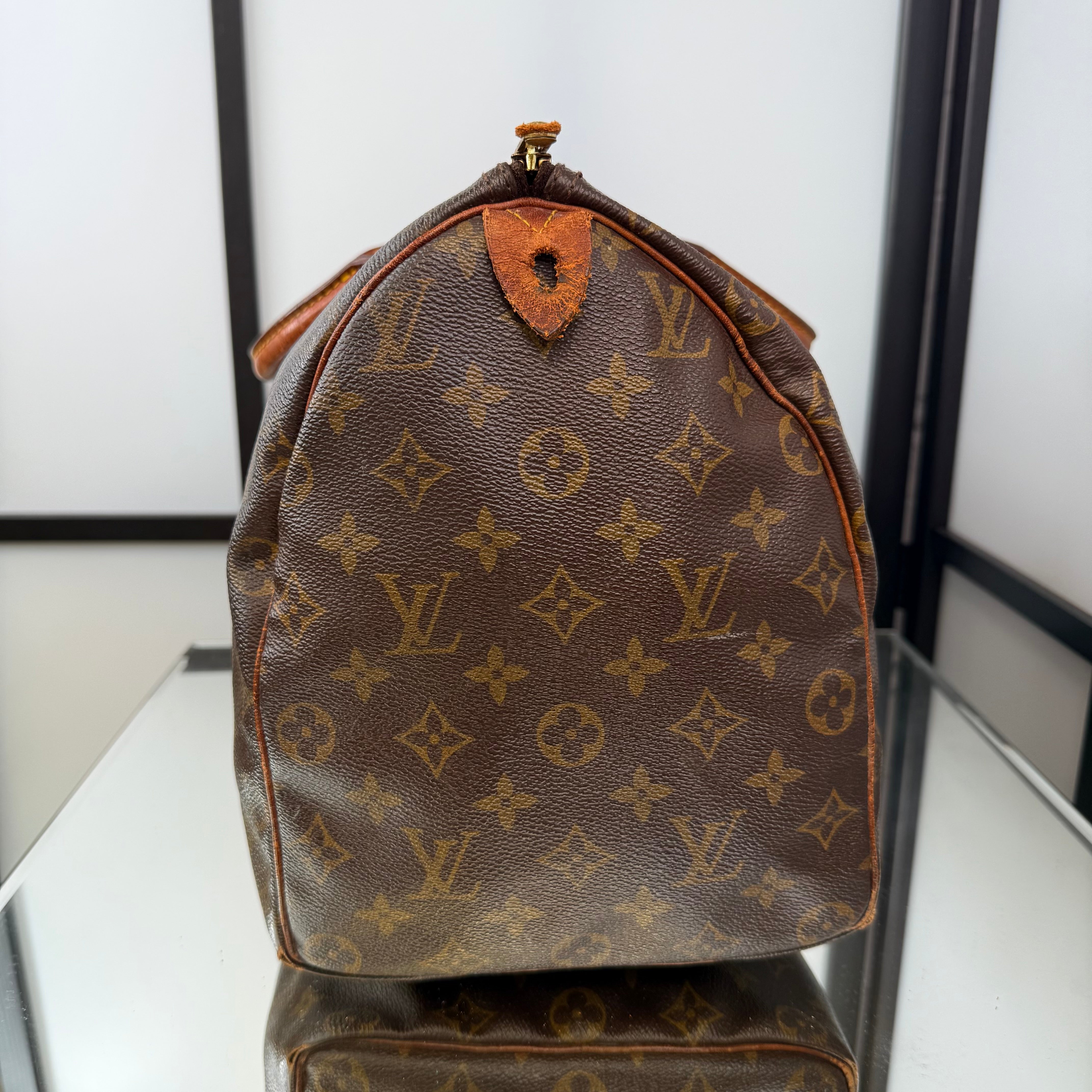 Louis Vuitton Monogram Speedy 40