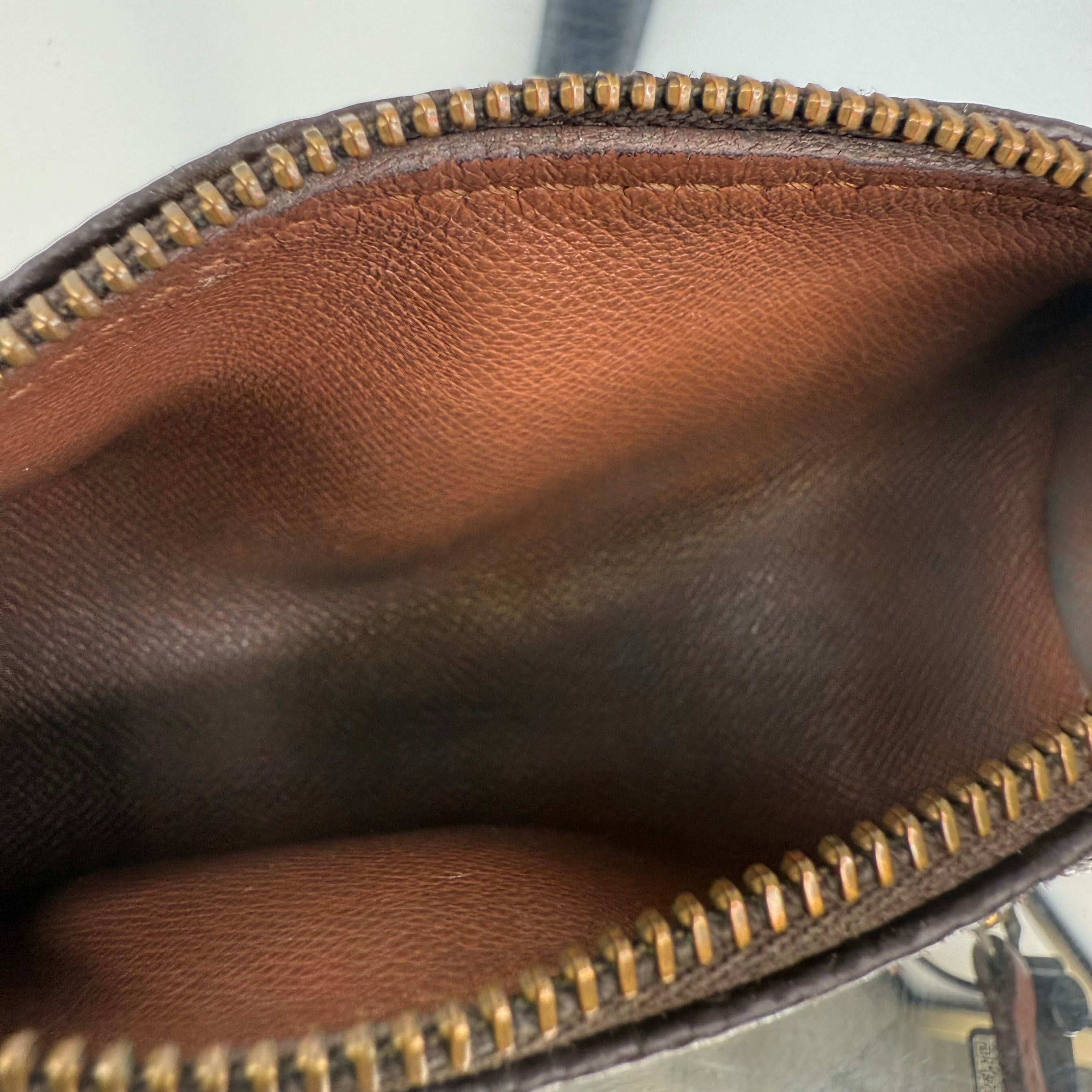 Louis Vuitton Monogram Papillon 16