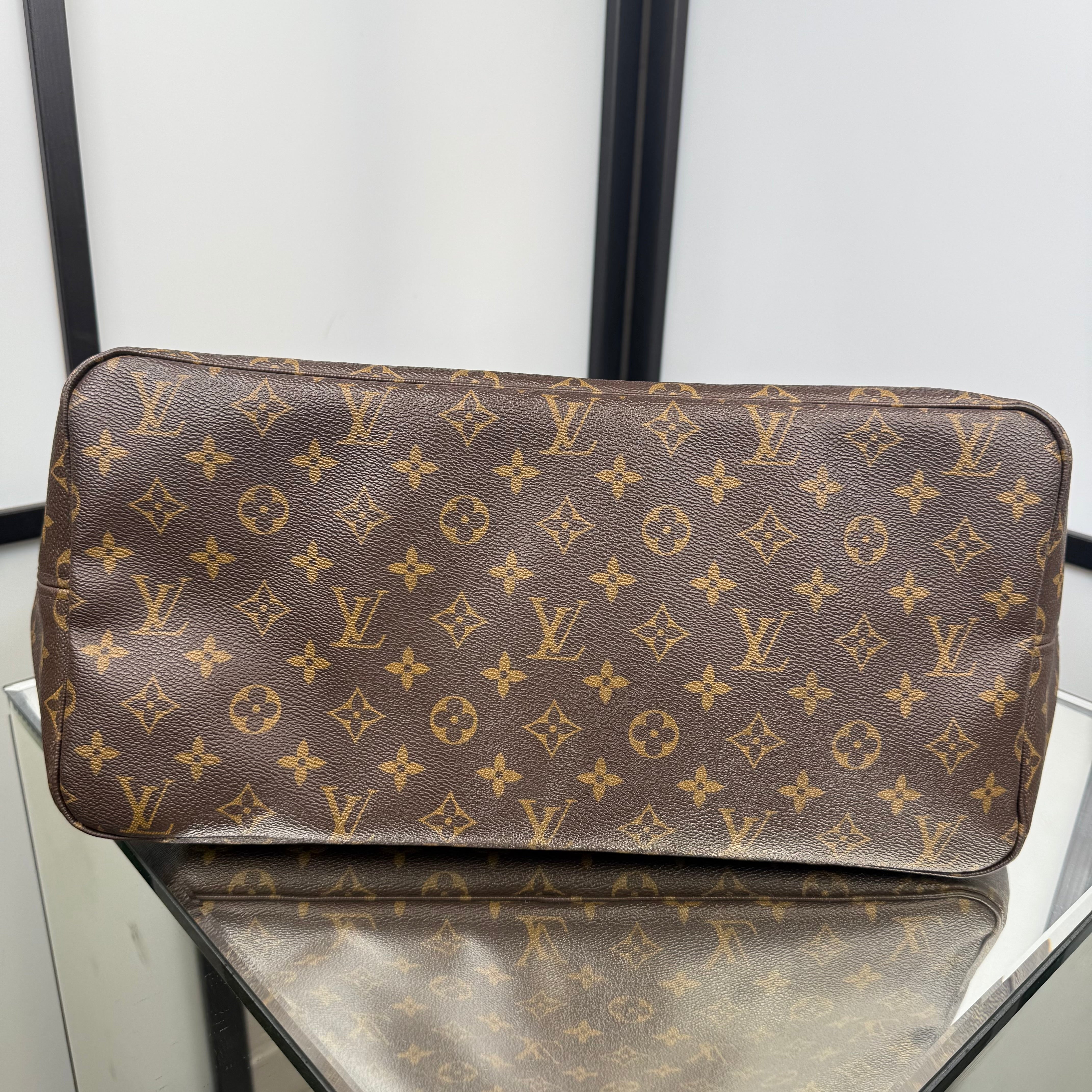 Louis Vuitton Monogram Neverfull GM Purple Interior