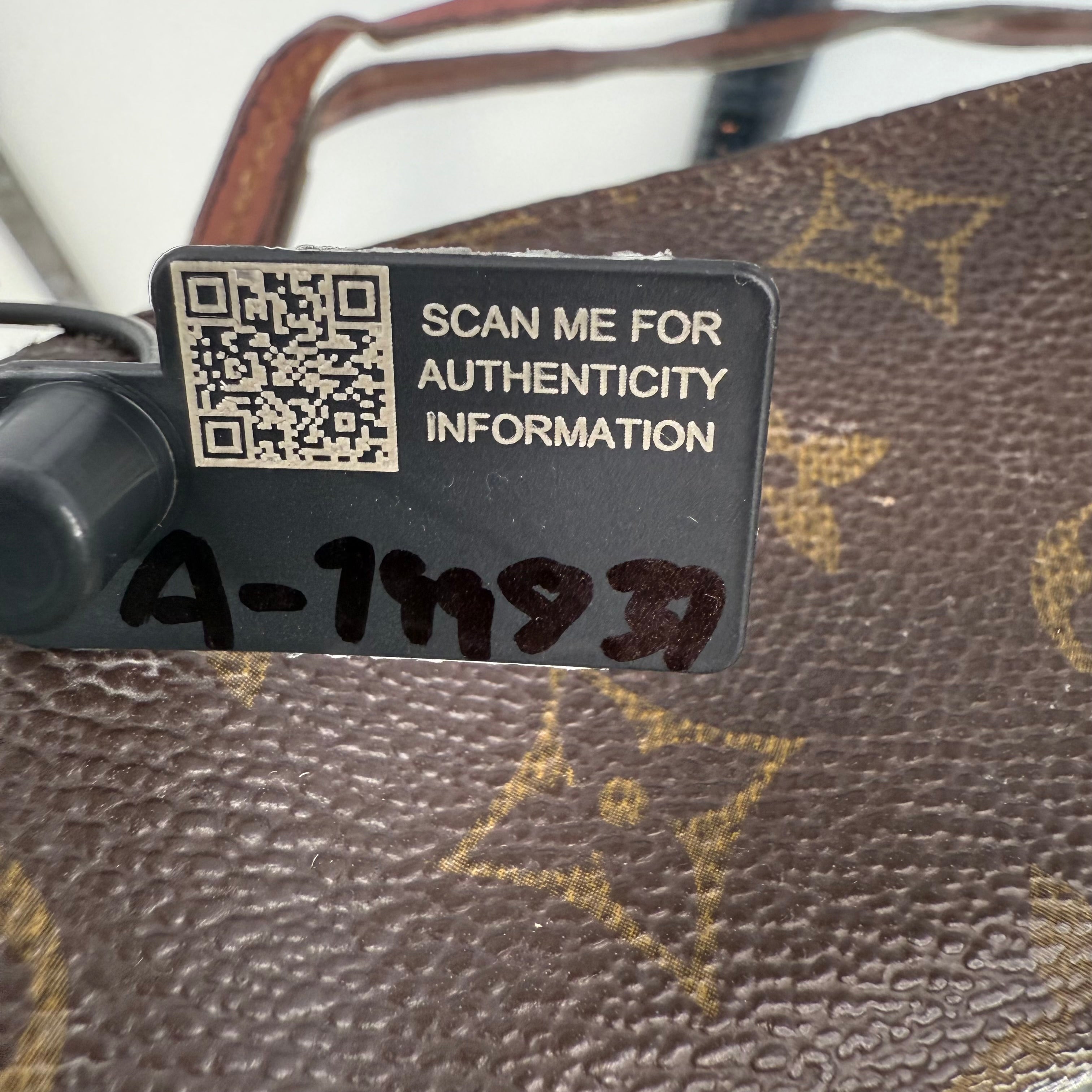 Louis Vuitton Monogram Papillon 16