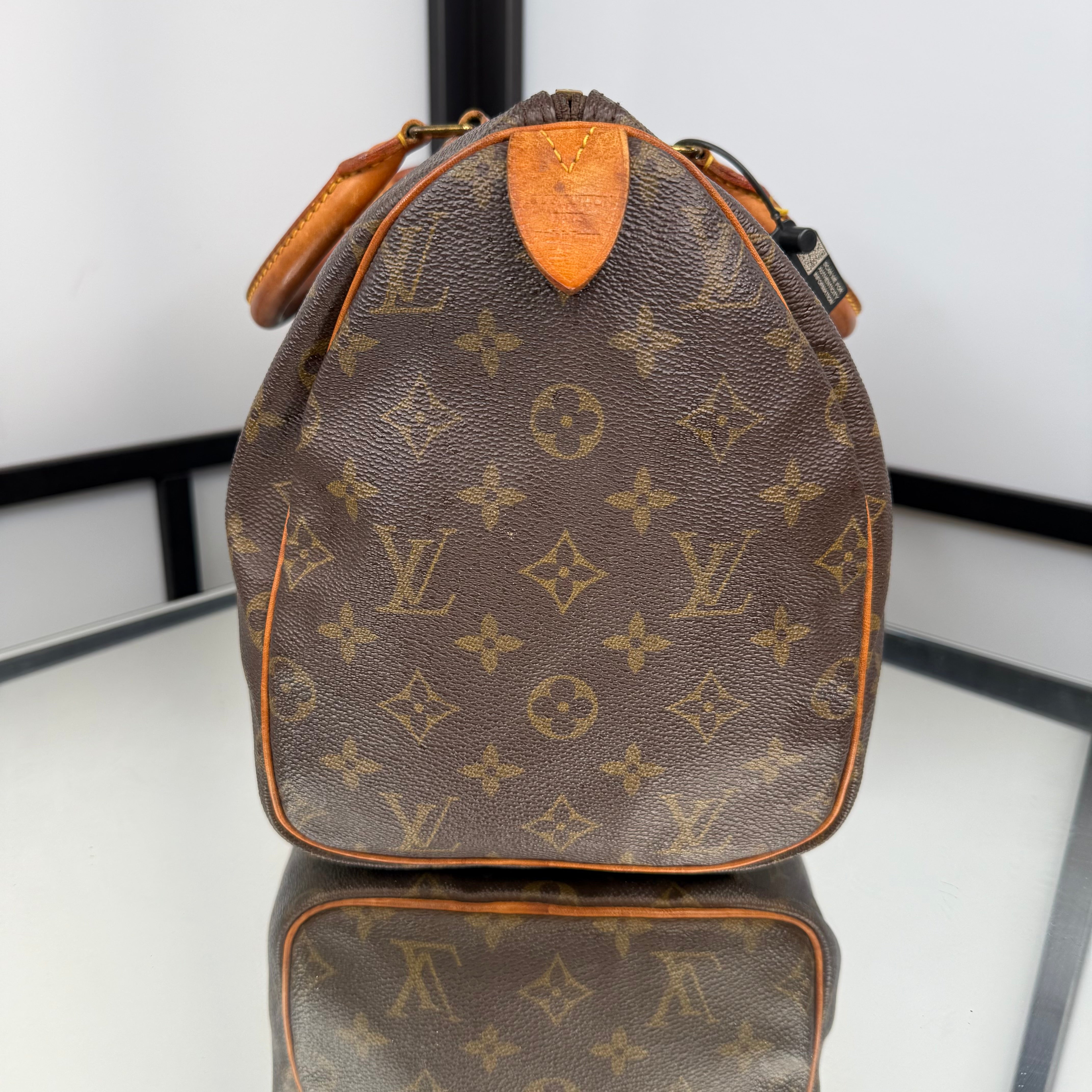 Louis Vuitton Monogram Speedy 30