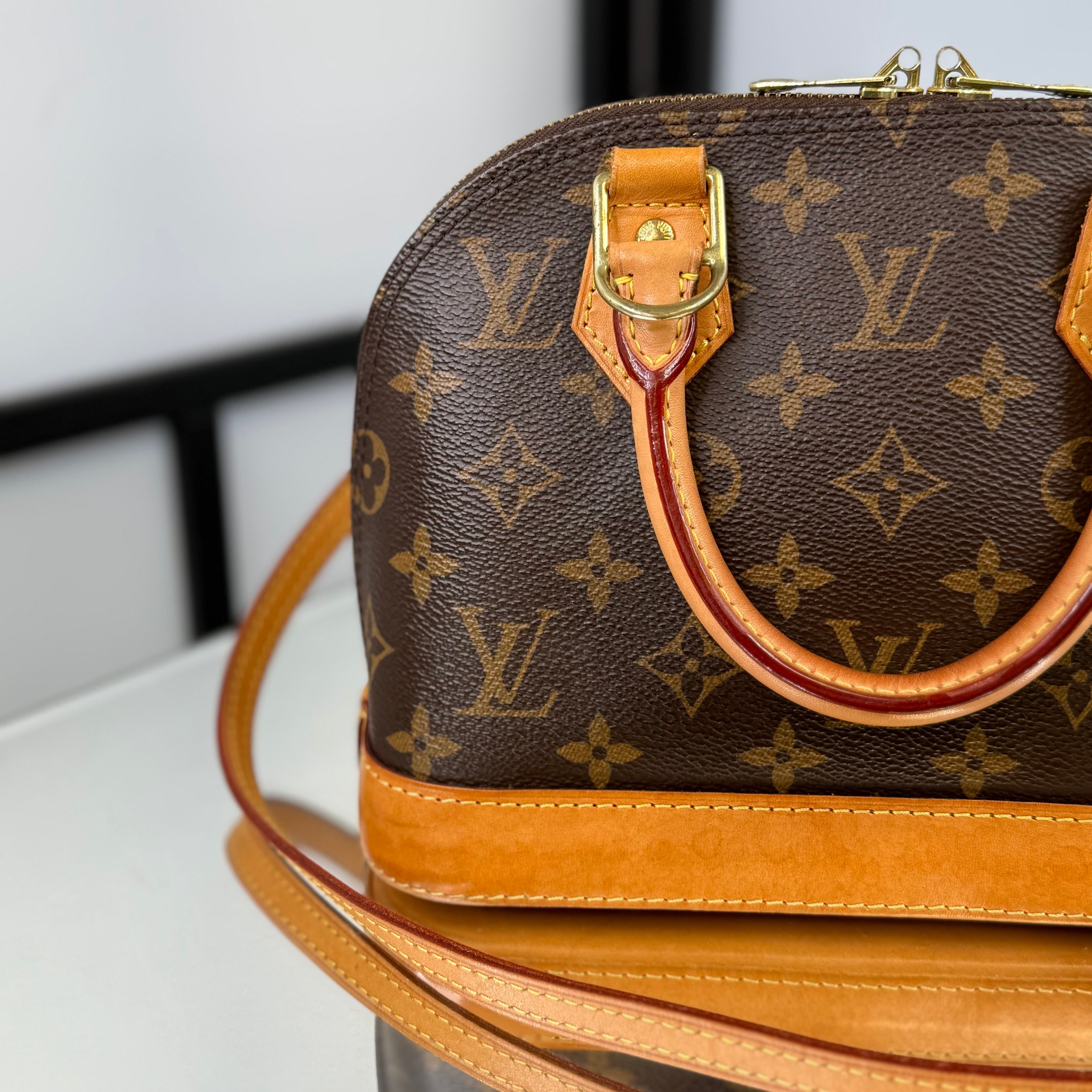 Louis Vuitton Monogram Alma BB With Box
