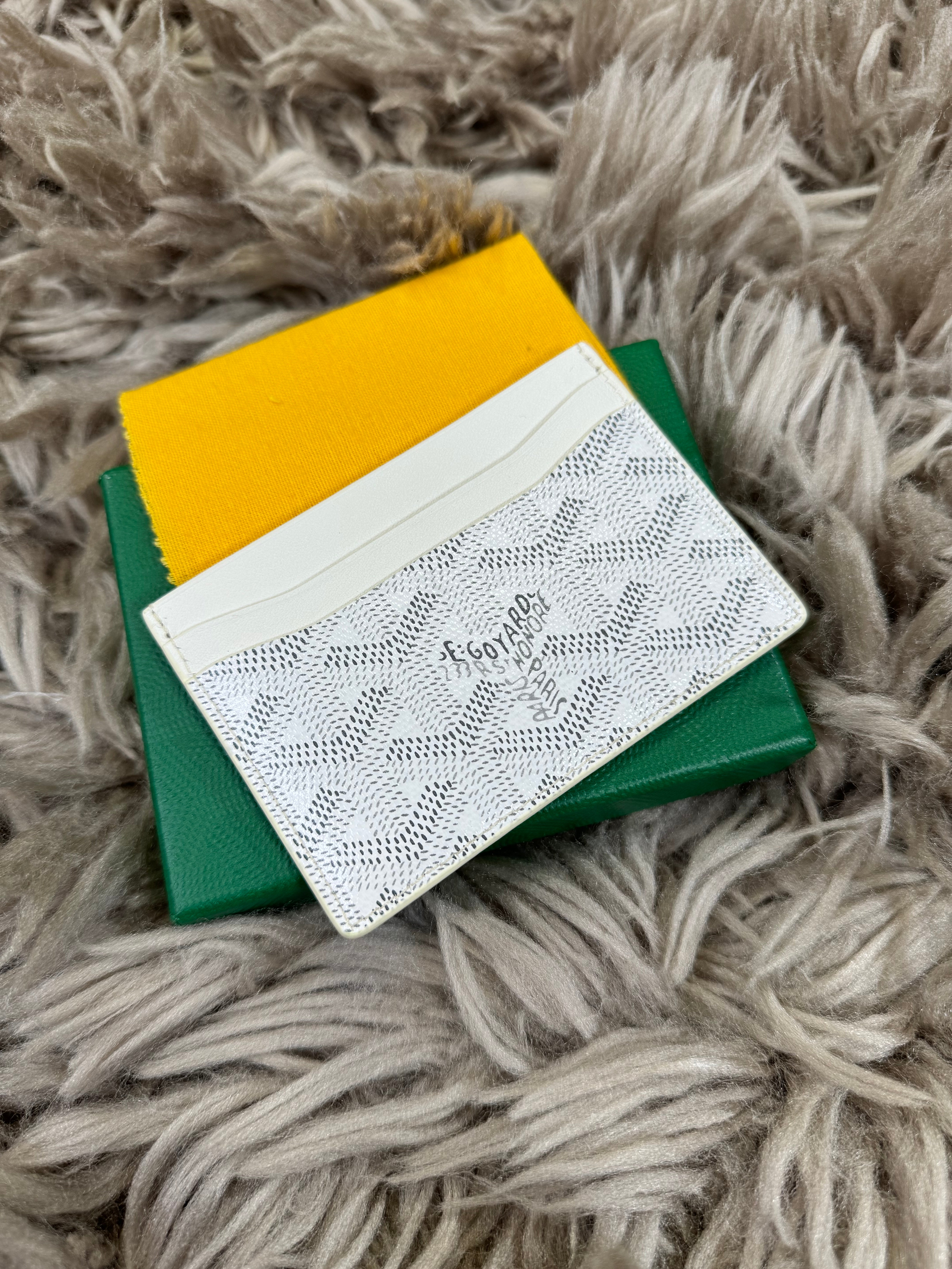 GOYARD white cardholder