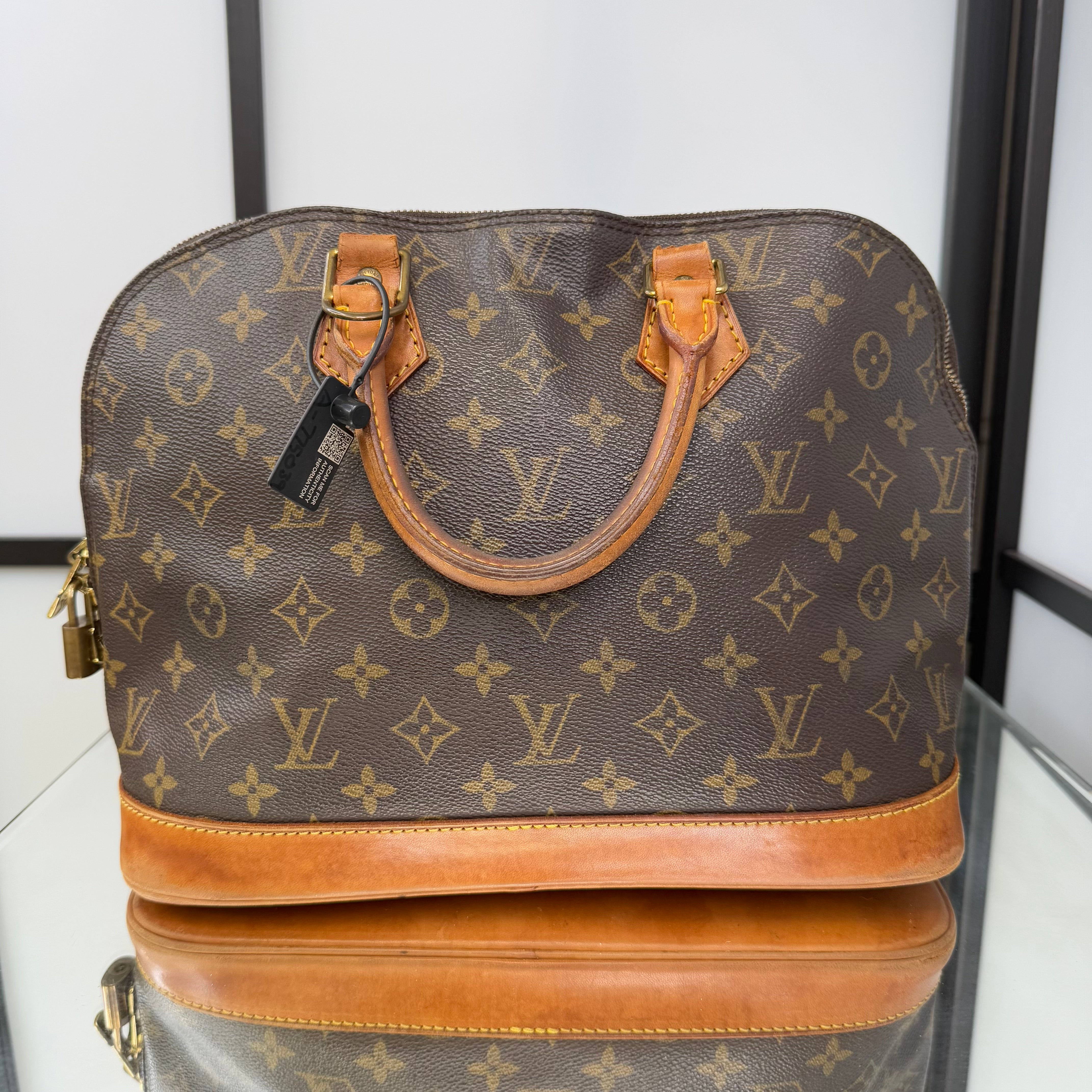 Louis Vuitton Monogram Alma PM