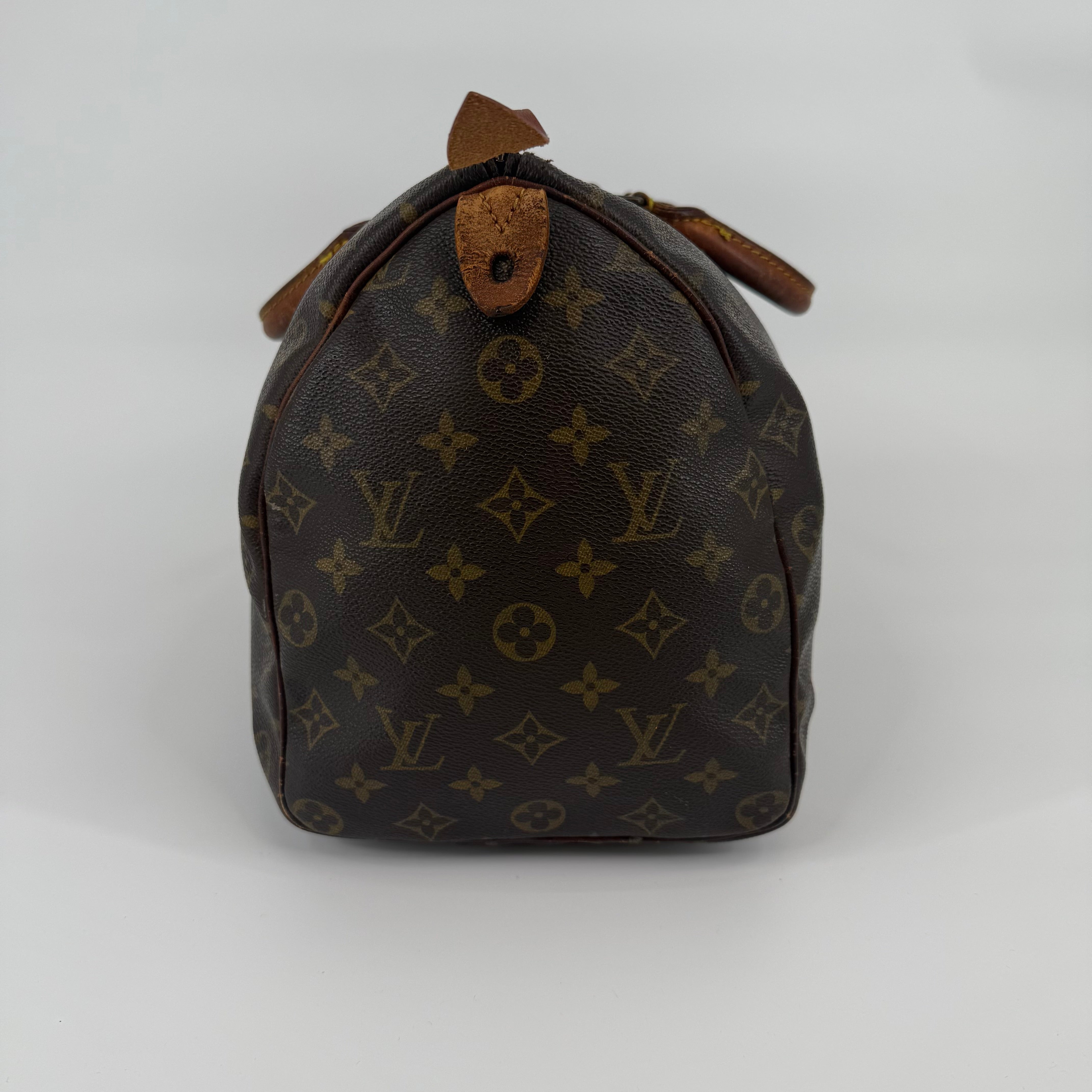 Louis Vuitton Monogram Speedy 35