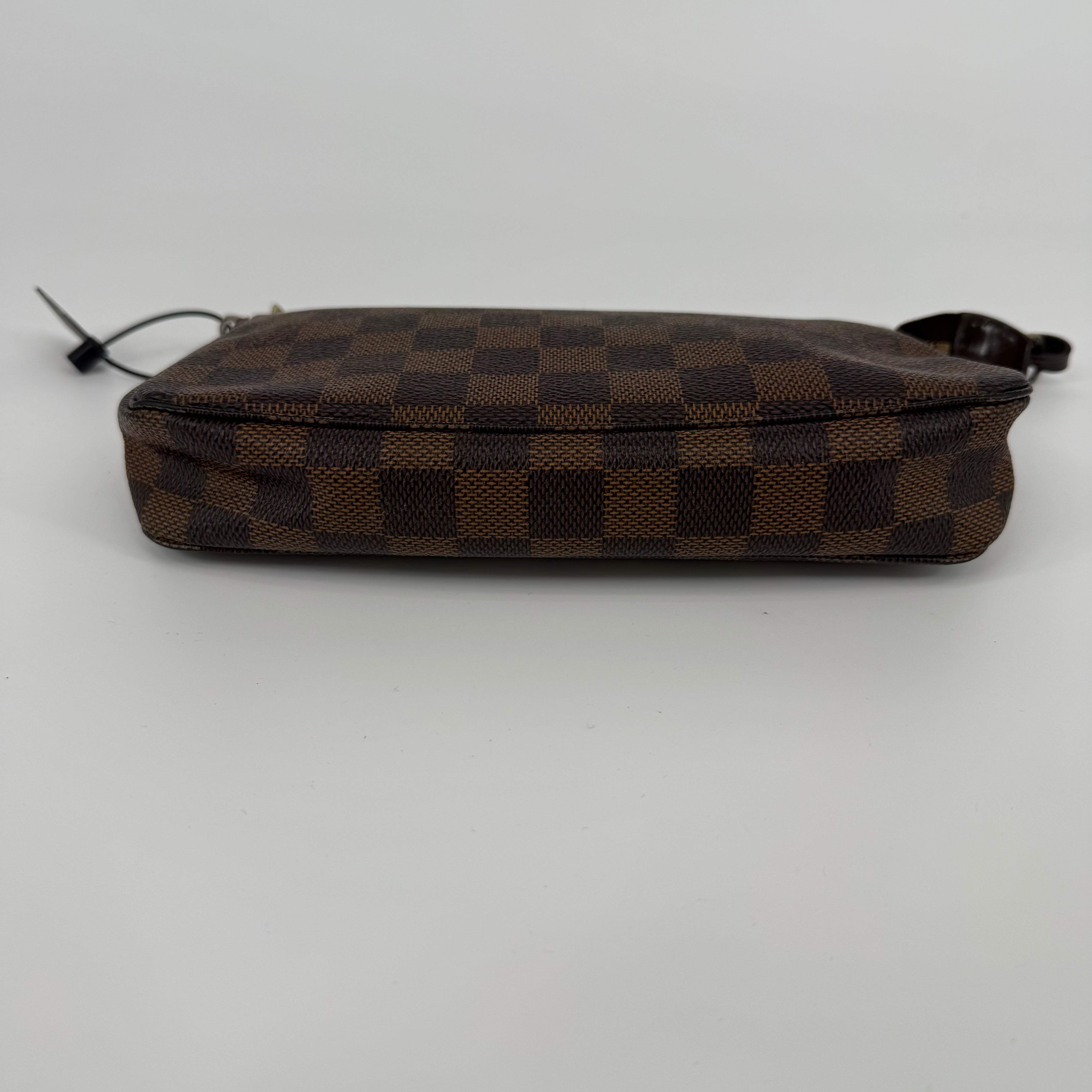 Louis Vuitton Damier Ebene Pochette 20
