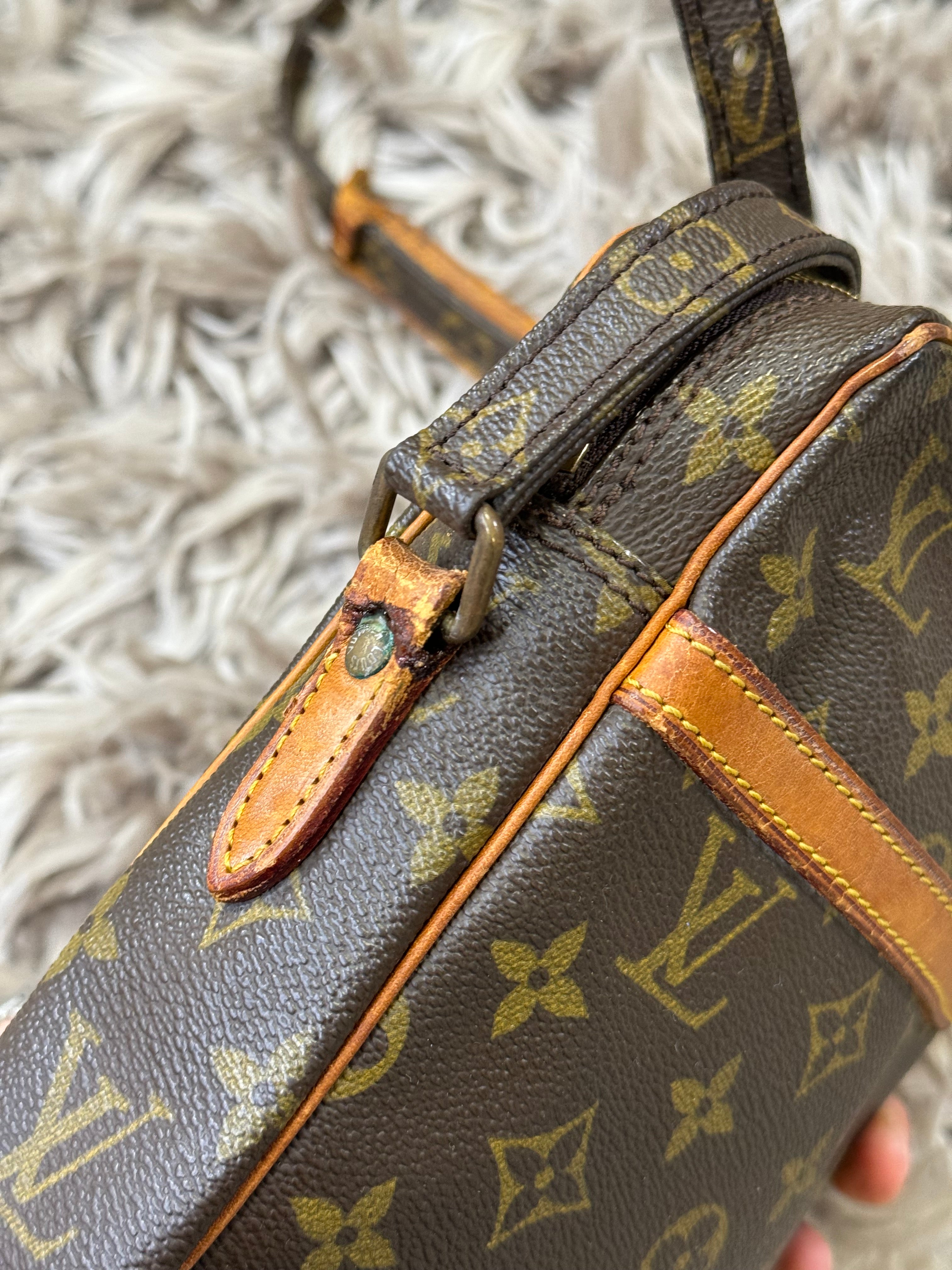 Louis Vuitton cross body bag