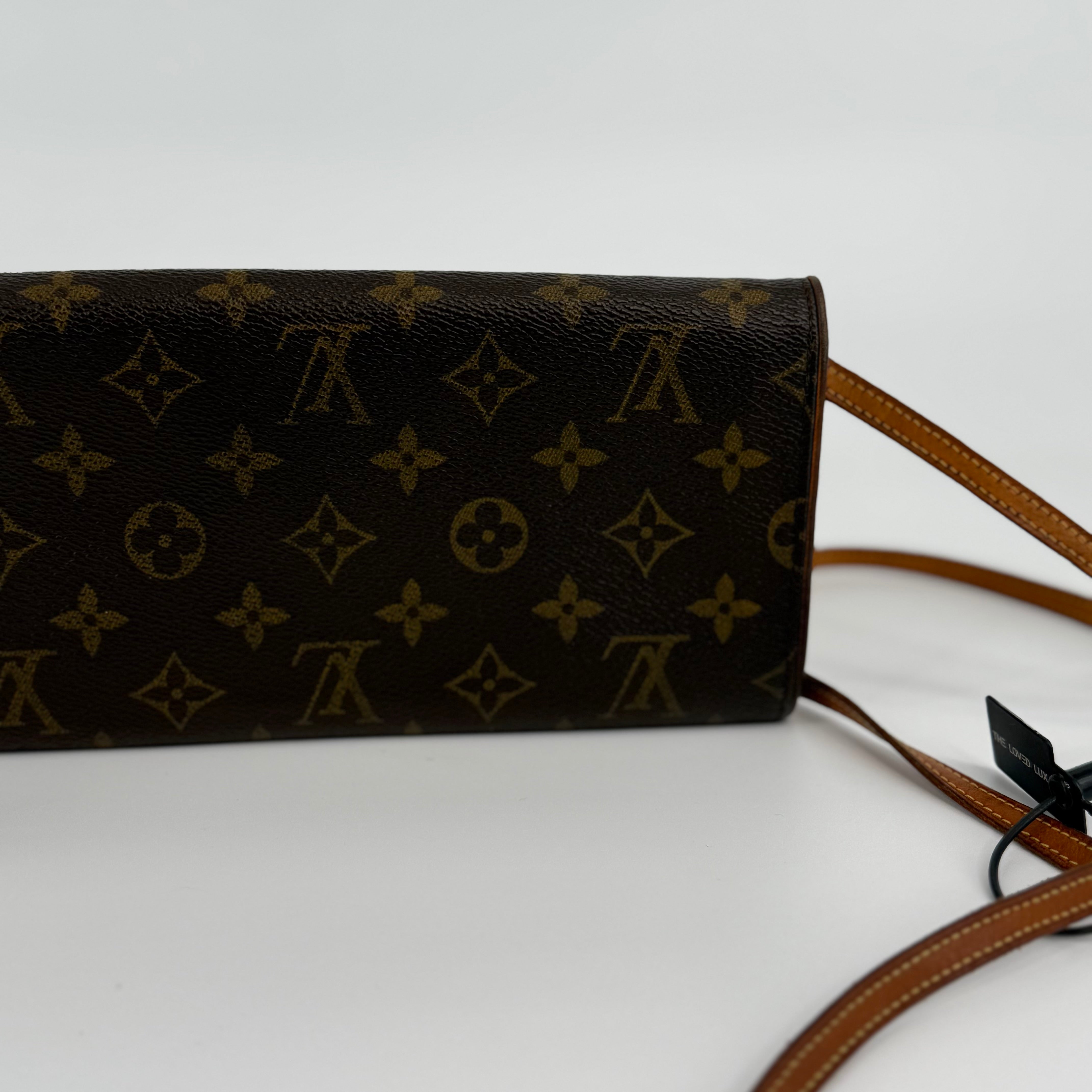 Louis Vuitton Monogram Pochette Florentine Shoulder Bag