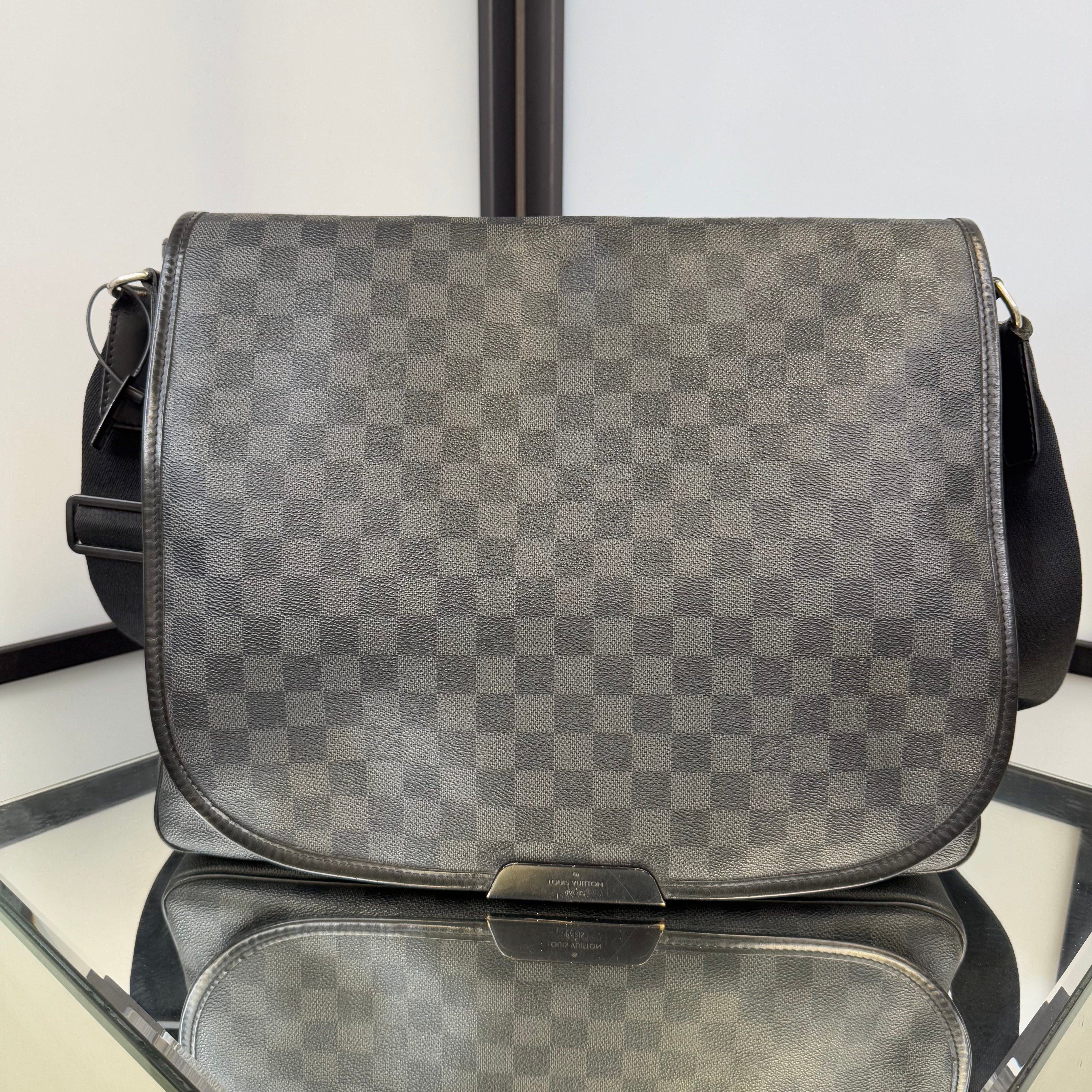 Louis Vuitton Damier Graphite Messenger Bag