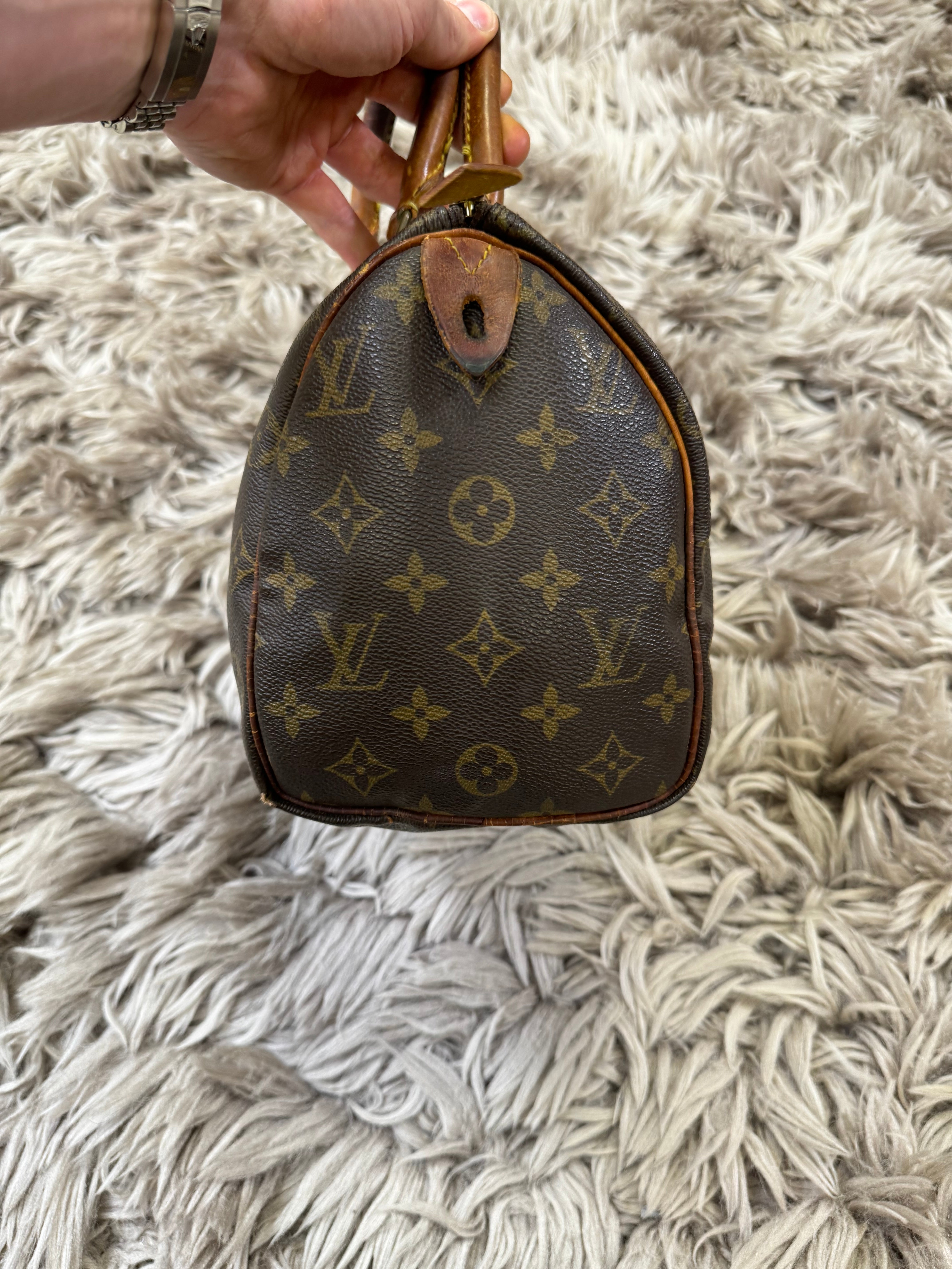 Louis Vuitton speedy 25