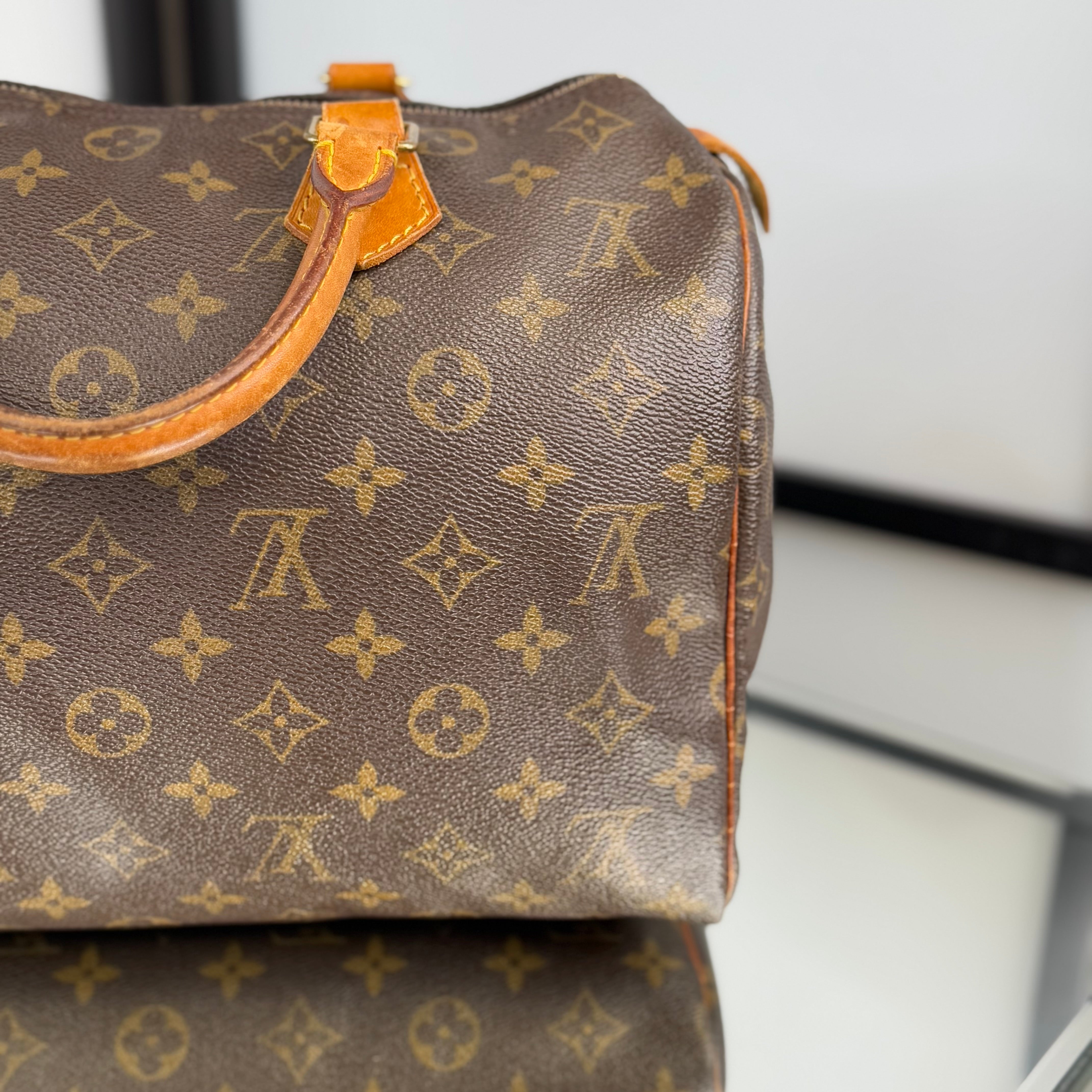 Louis Vuitton Monogram Speedy 30