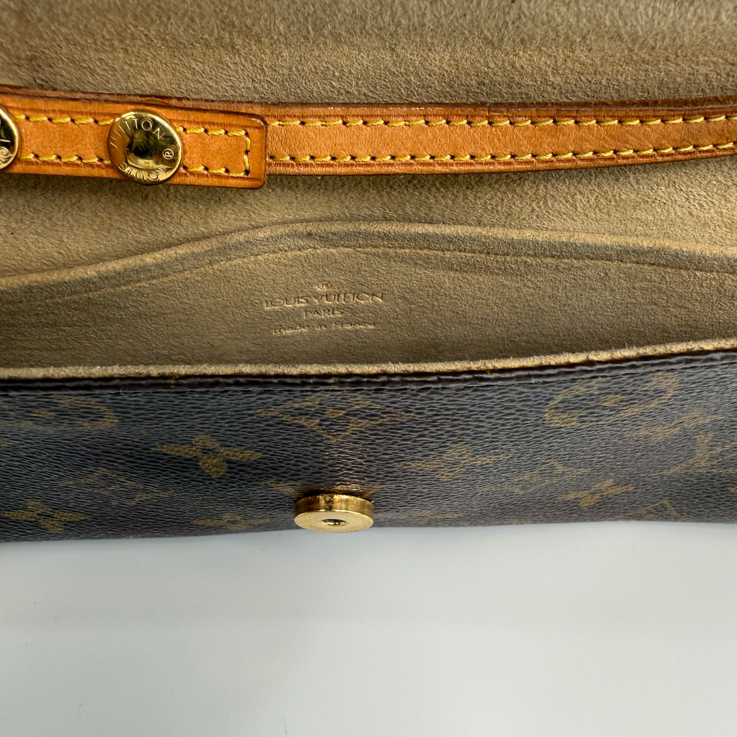 Louis Vuitton Monogram Pochette Florentine Shoulder Bag