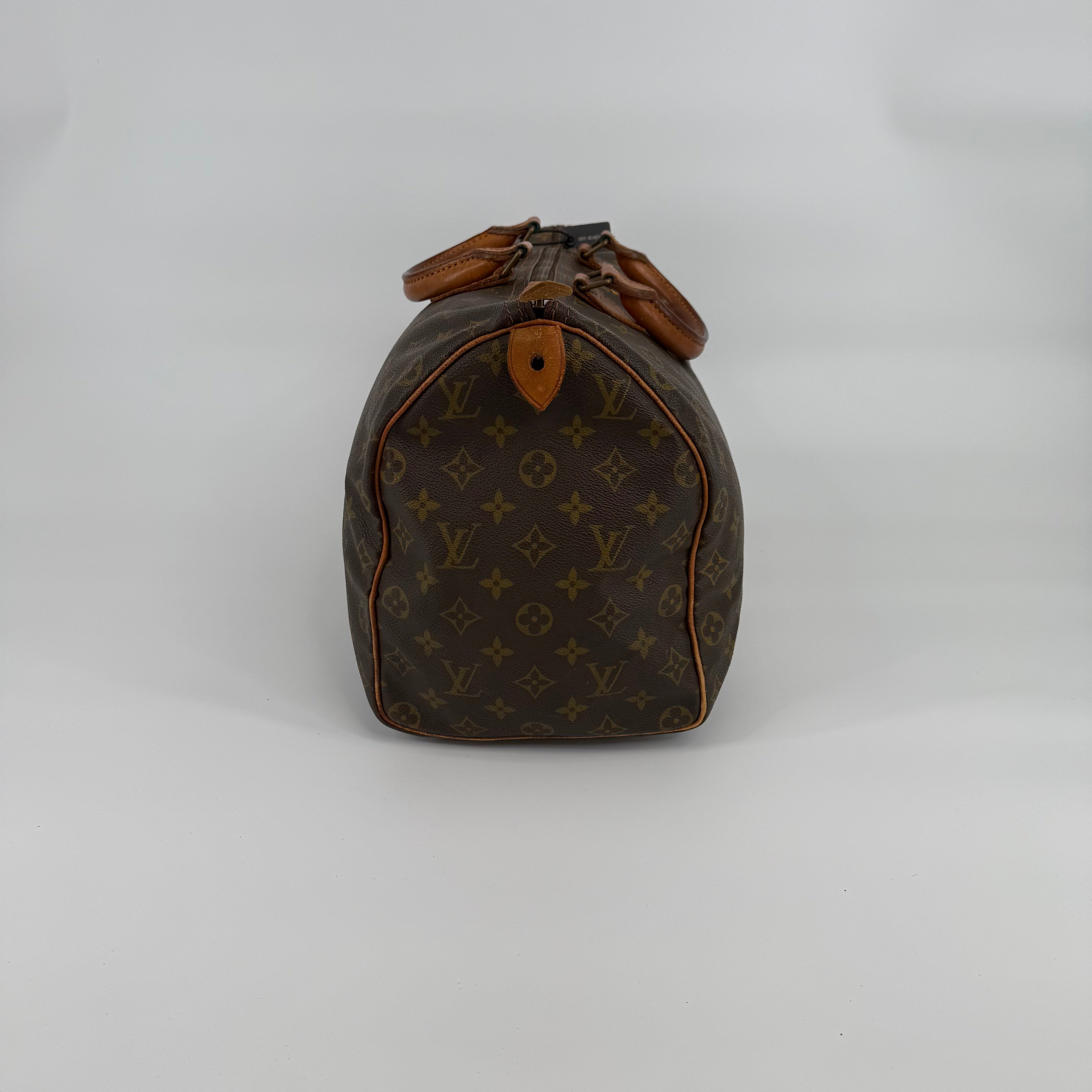 Louis Vuitton Monogram Speedy 40