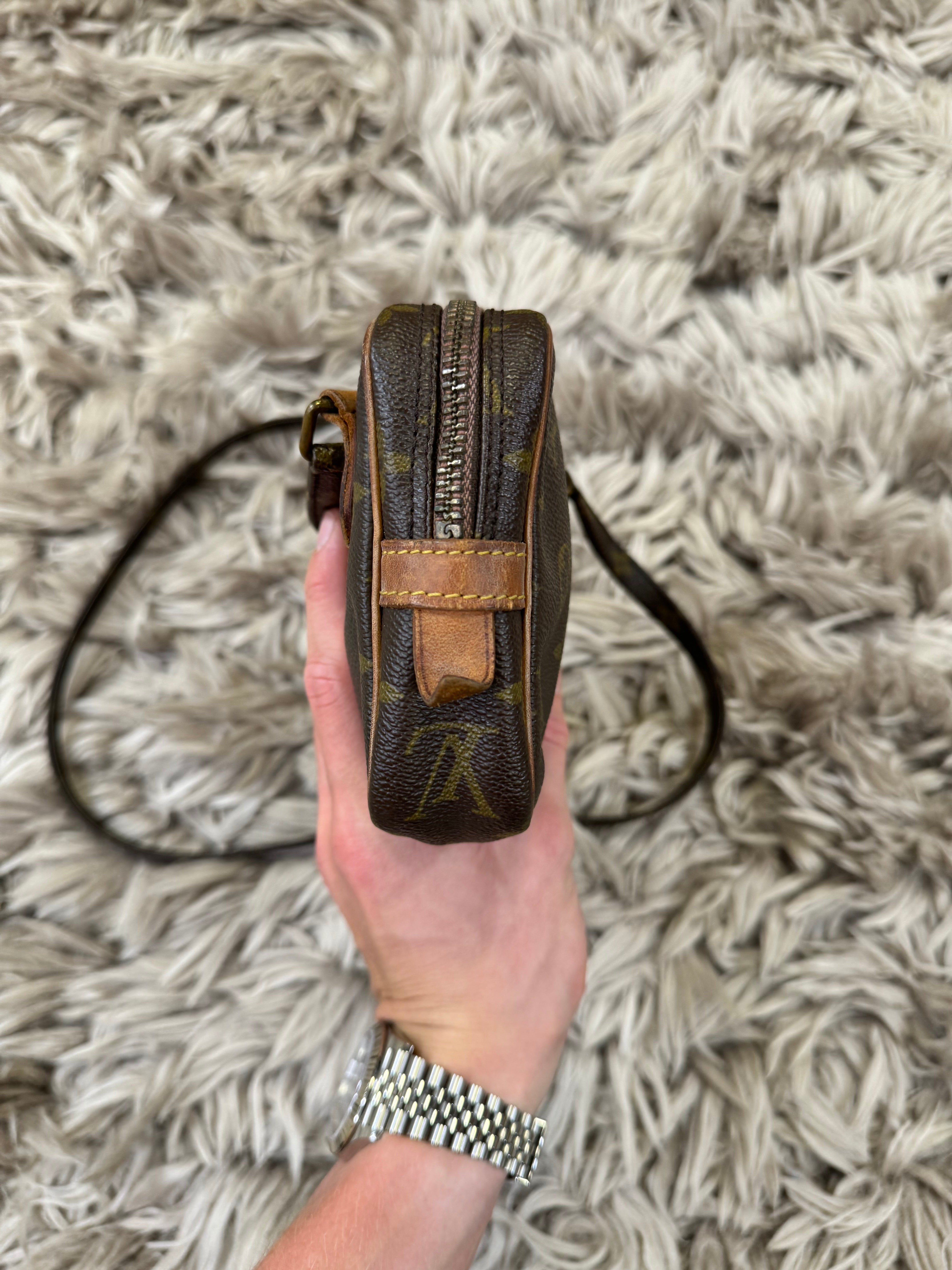 Louis Vuitton cross body side bag