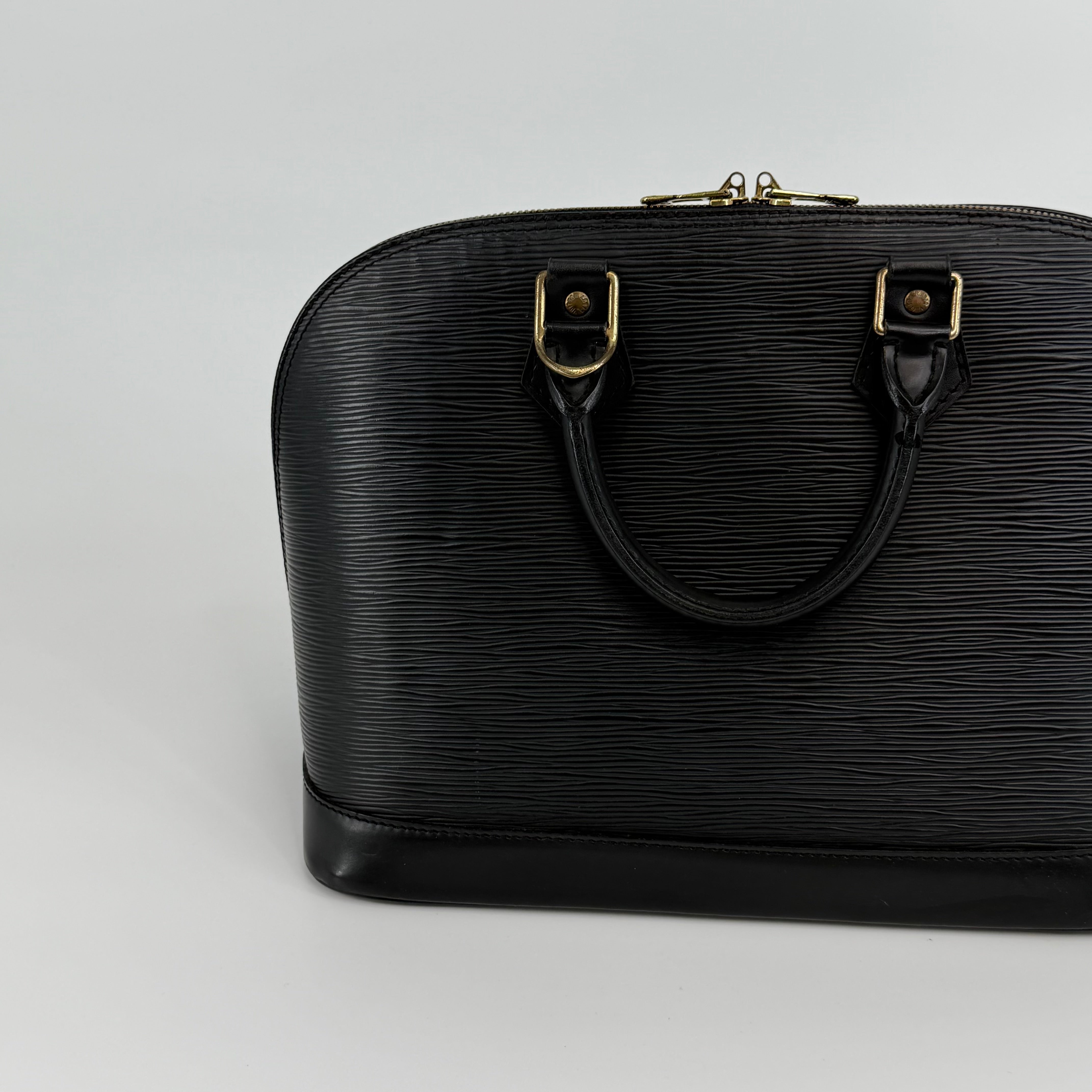Louis Vuitton Epi Black Alma
