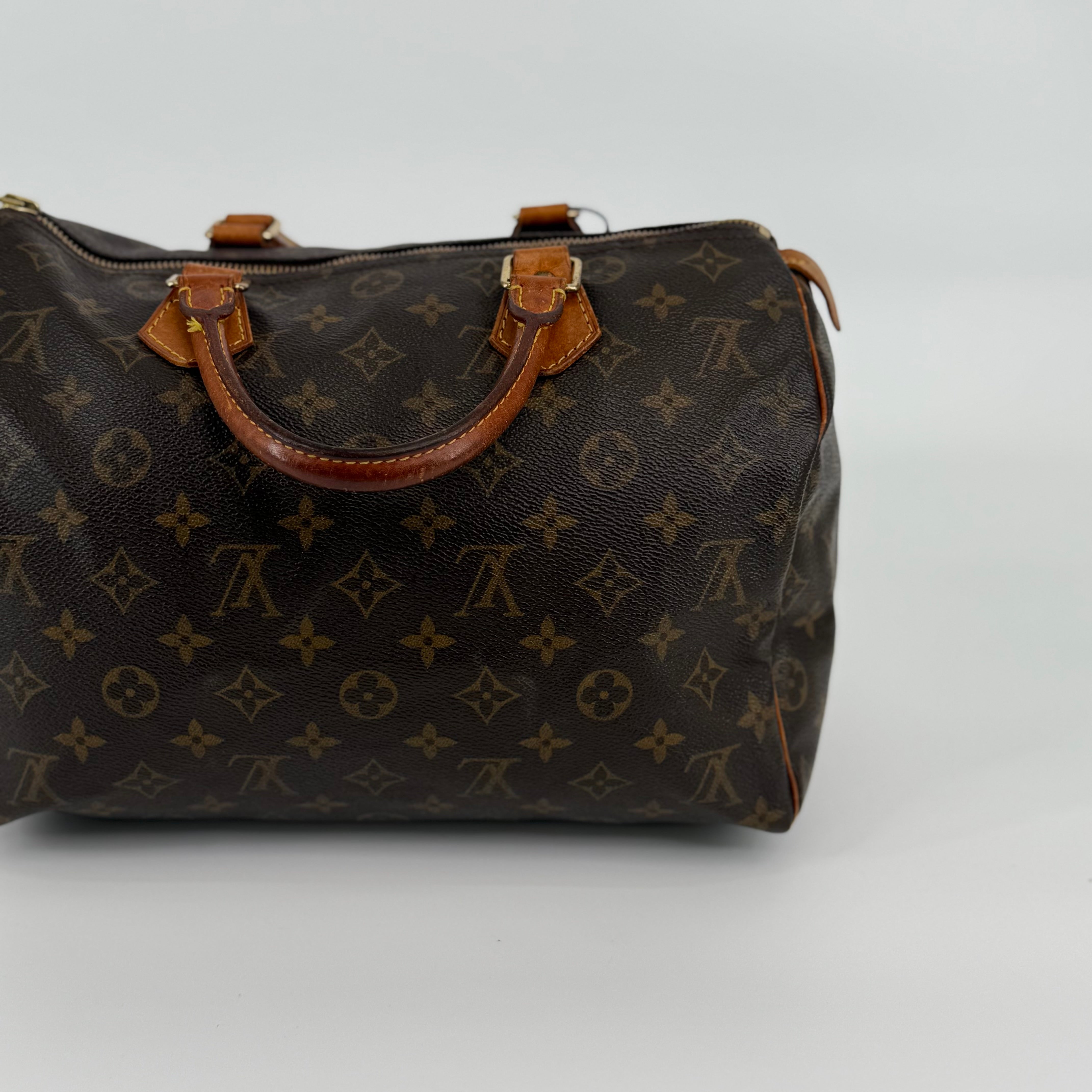 Louis Vuitton Monogram Speedy 30