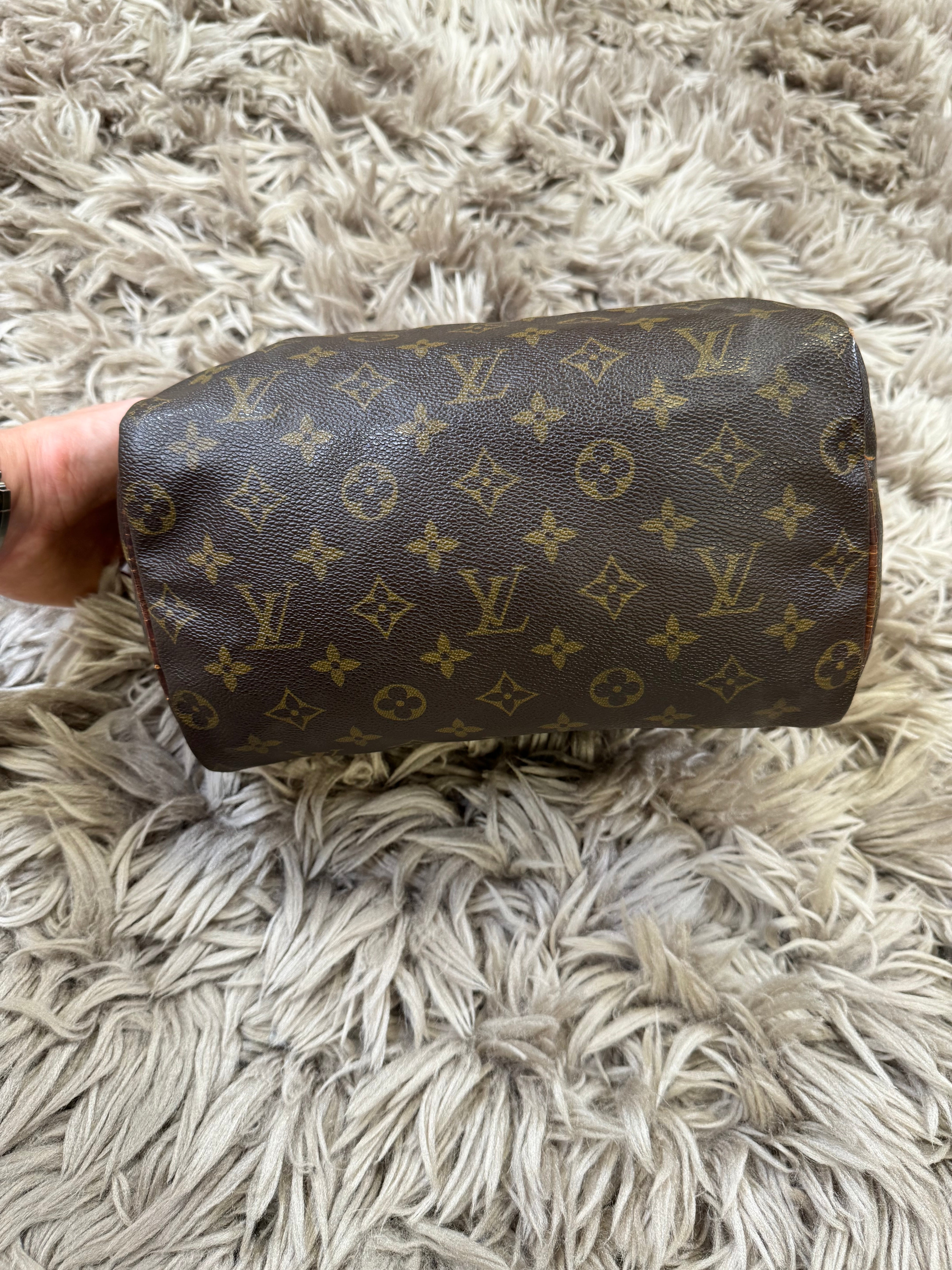 Louis Vuitton speedy 25