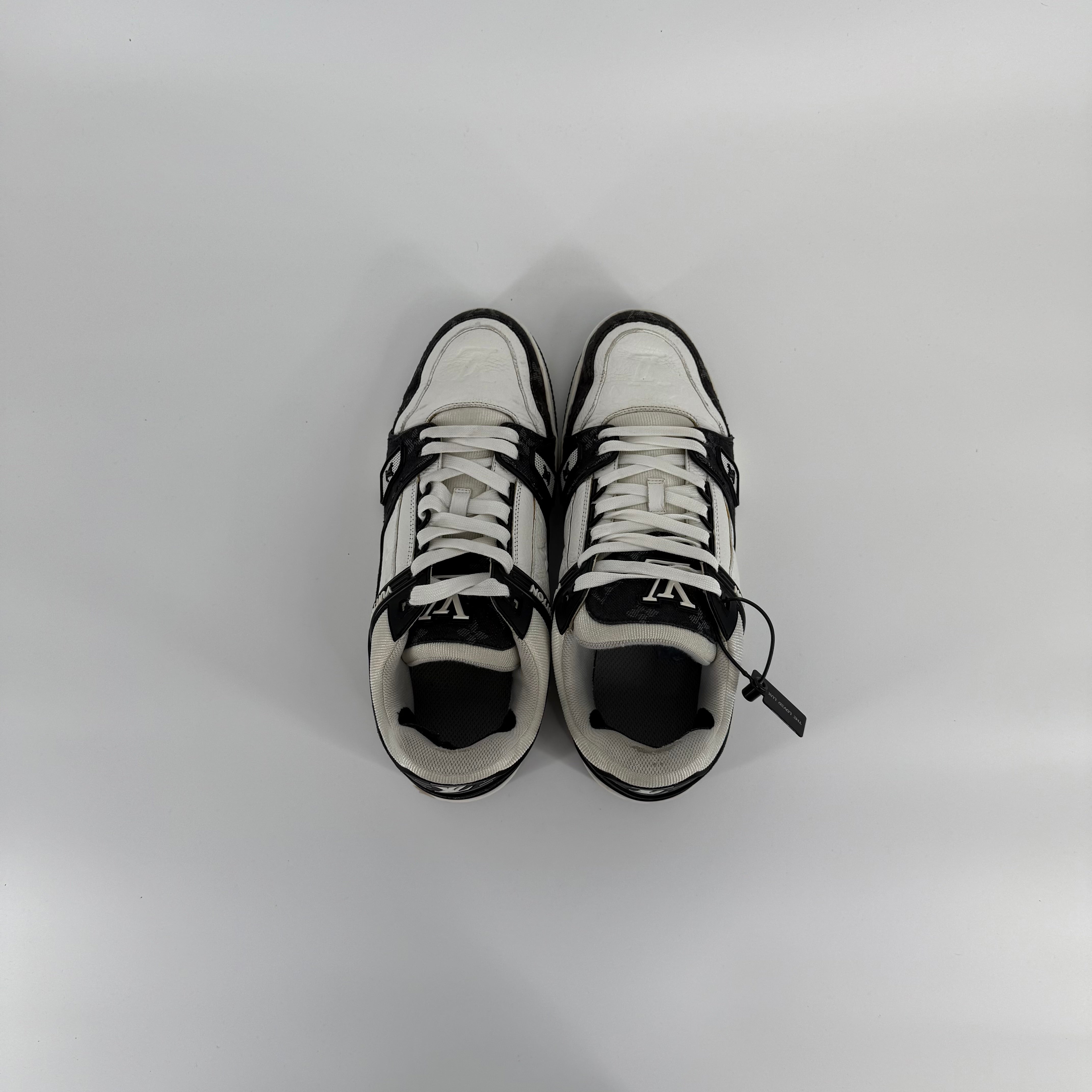 Louis Vuitton Luxury Black Trainer Size 42
