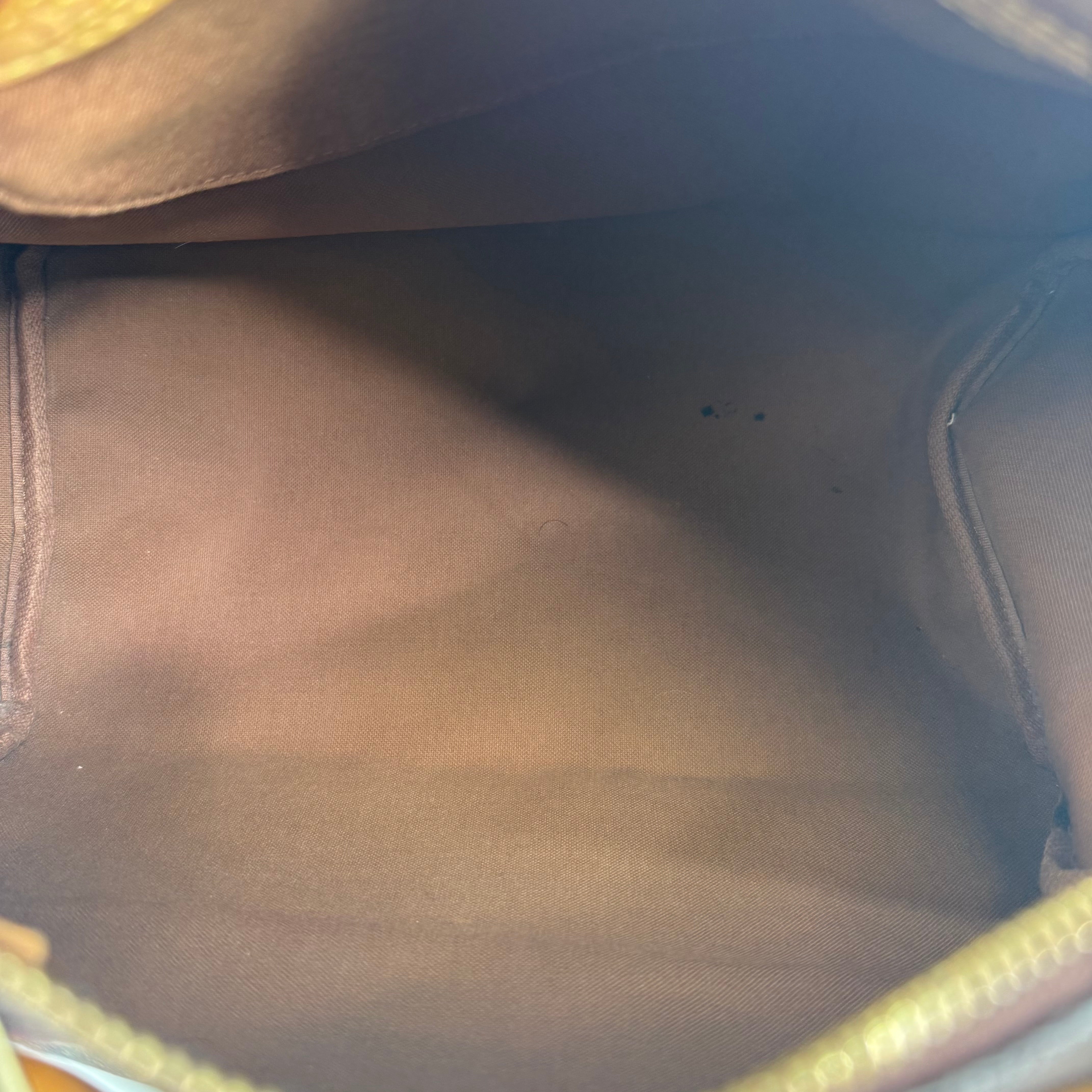 Louis Vuitton Monogram Speedy 30