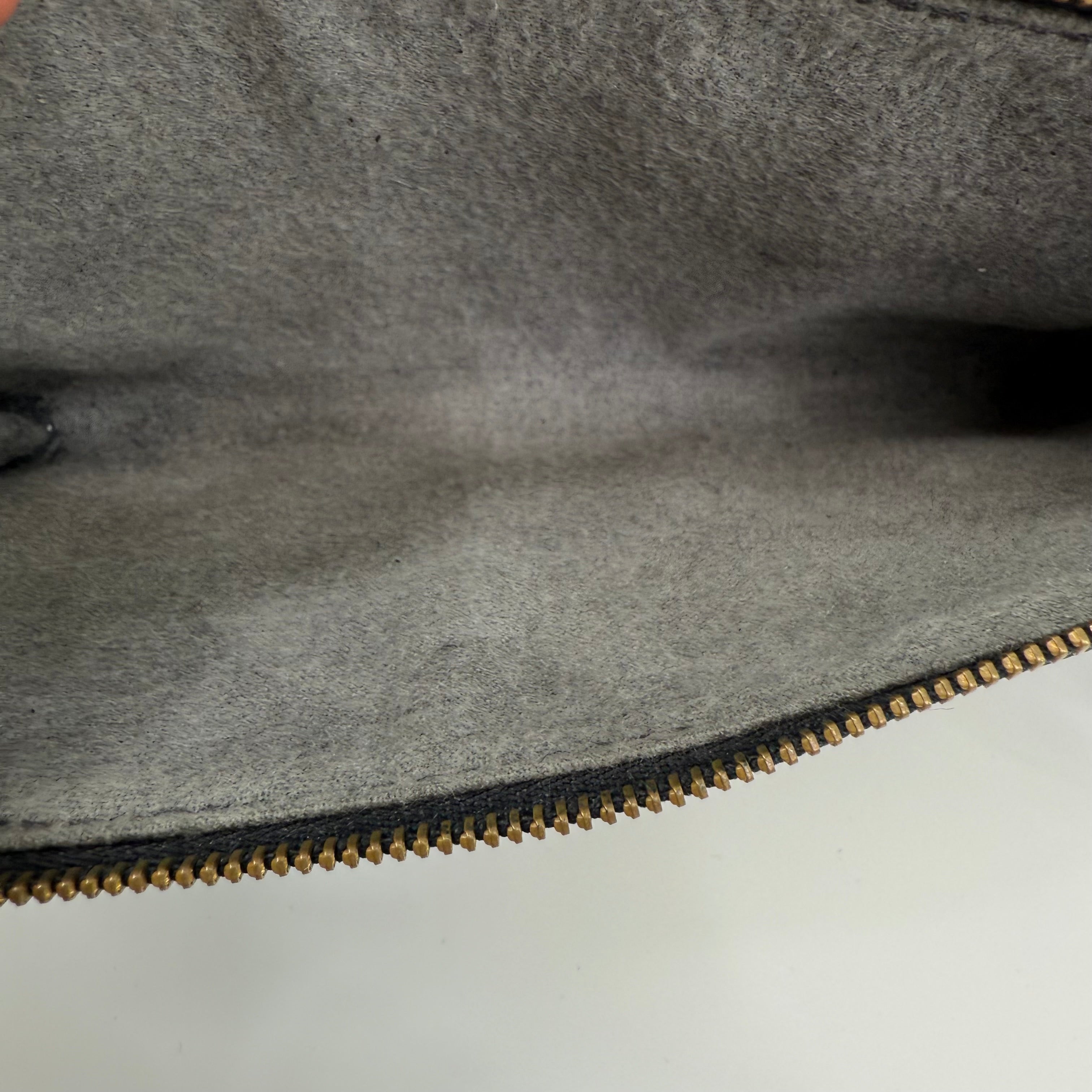 Louis Vuitton Epi Black Pochette