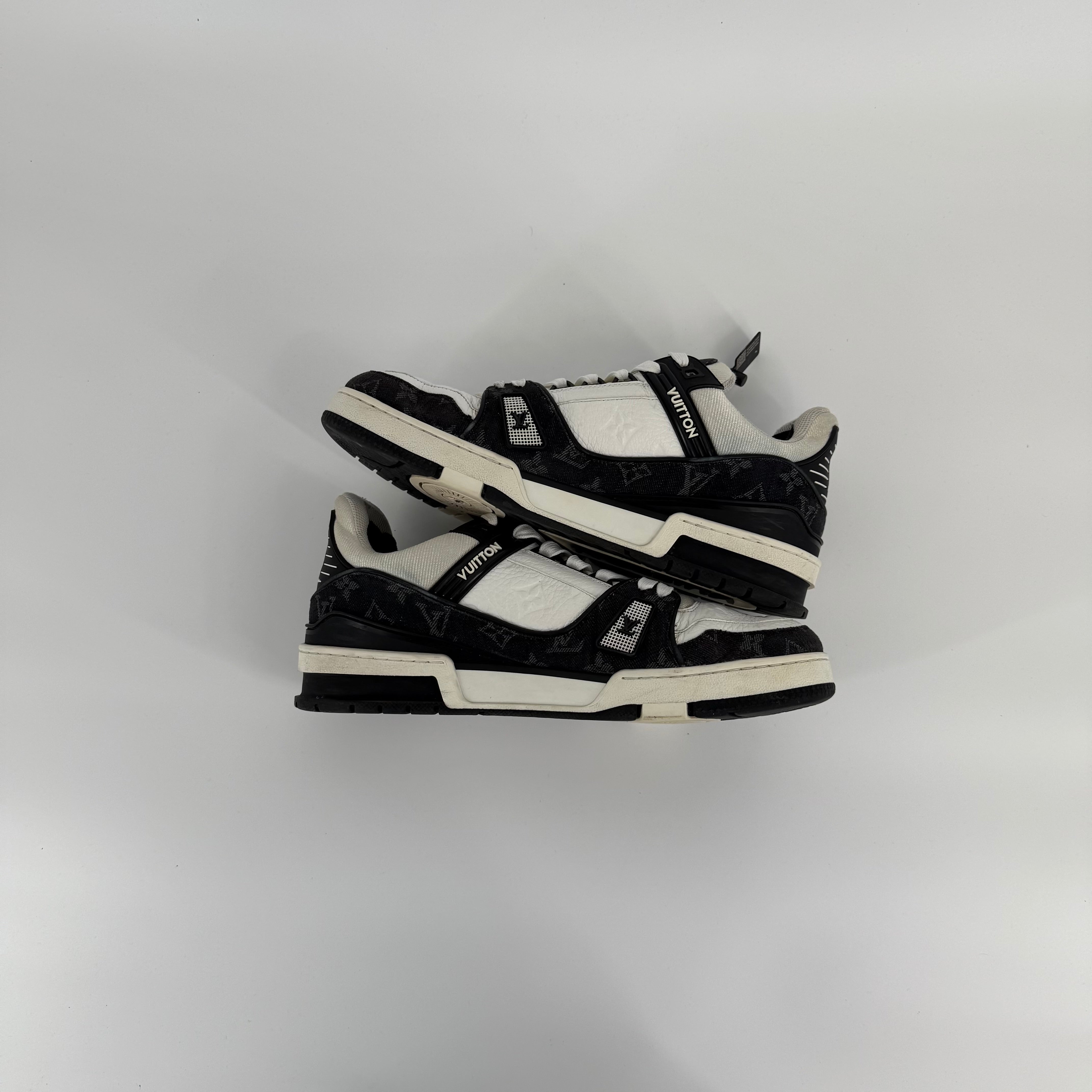 Louis Vuitton Luxury Black Trainer Size 42
