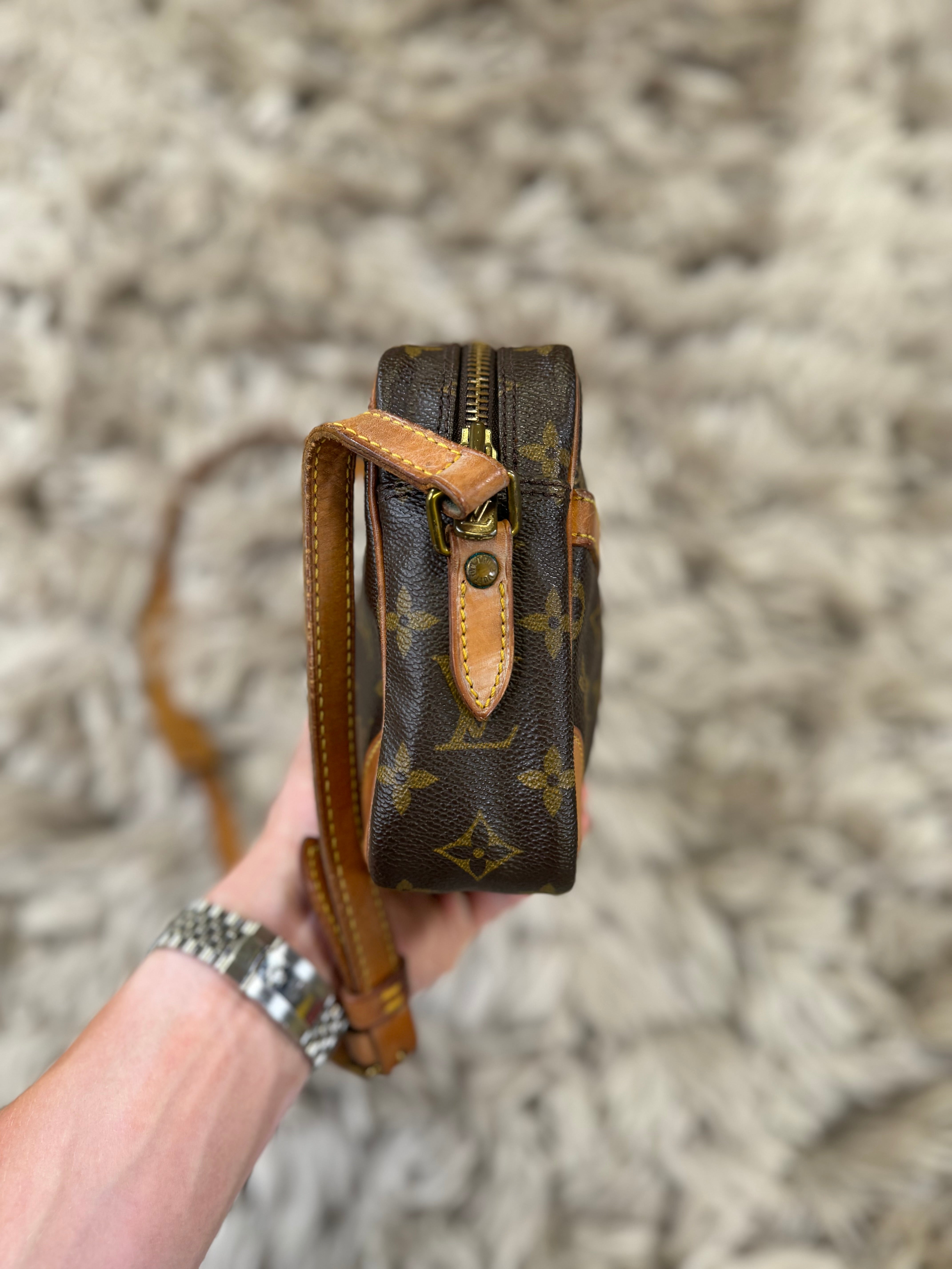 Louis Vuitton cross body bag