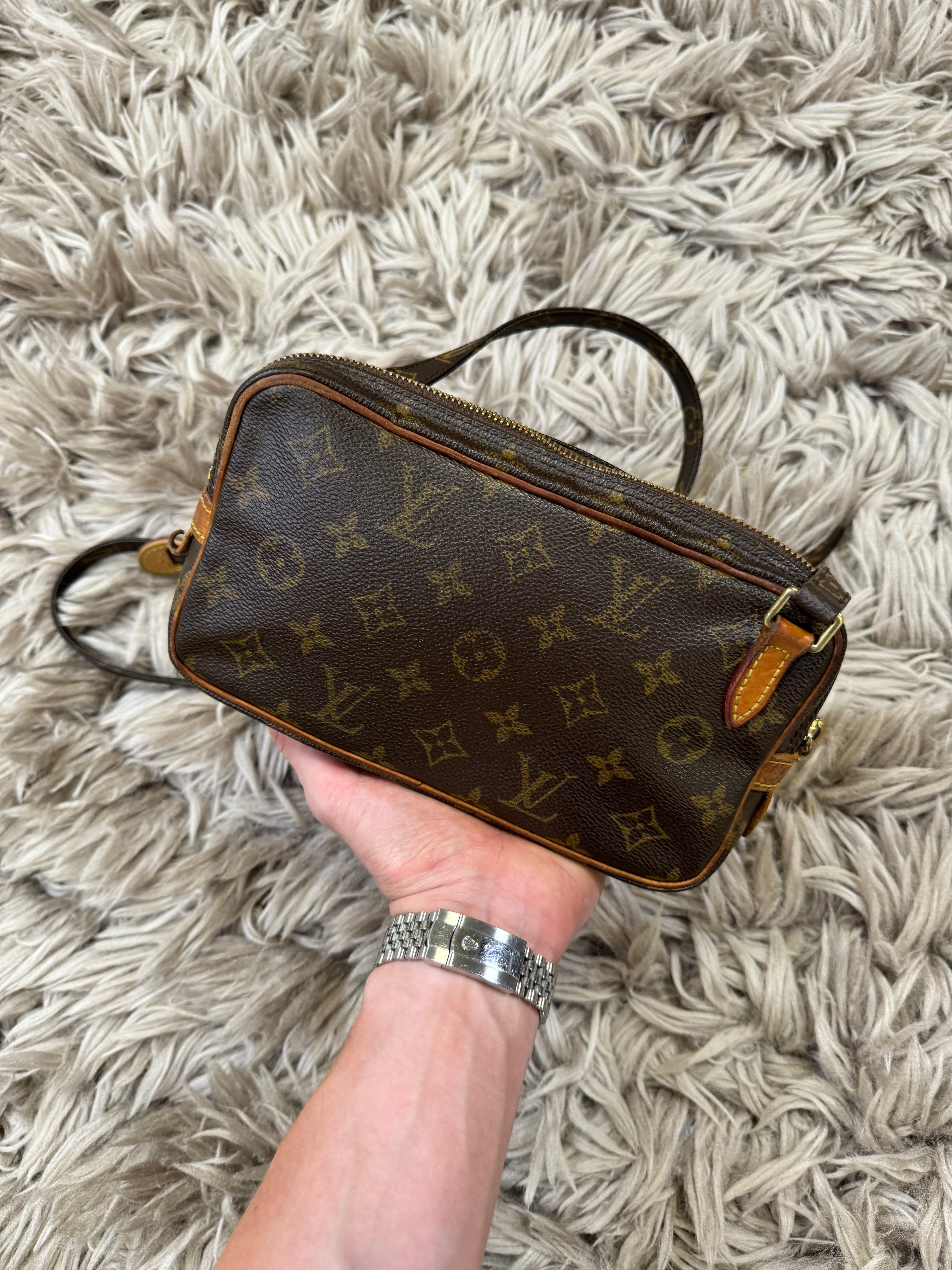 Louis Vuitton cross body side bag